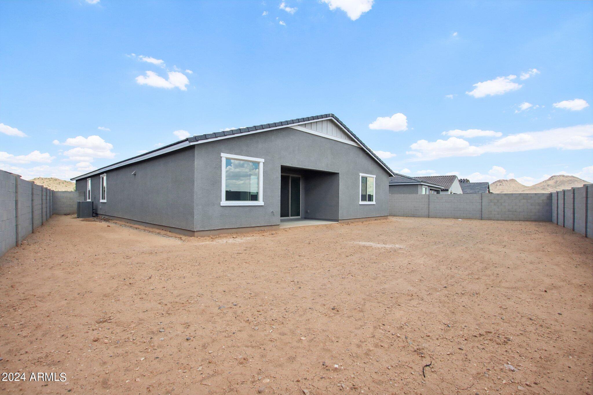 7709 W TETHER Trail