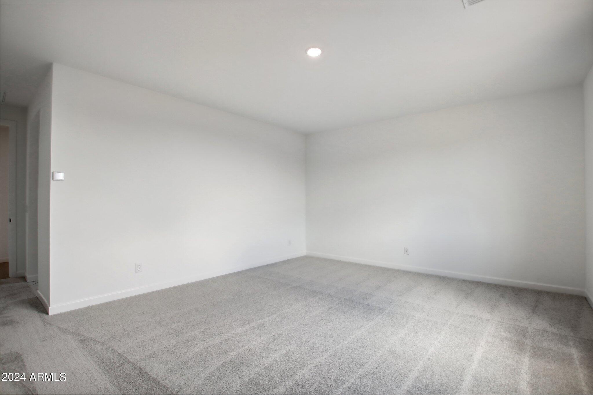 7709 W TETHER Trail