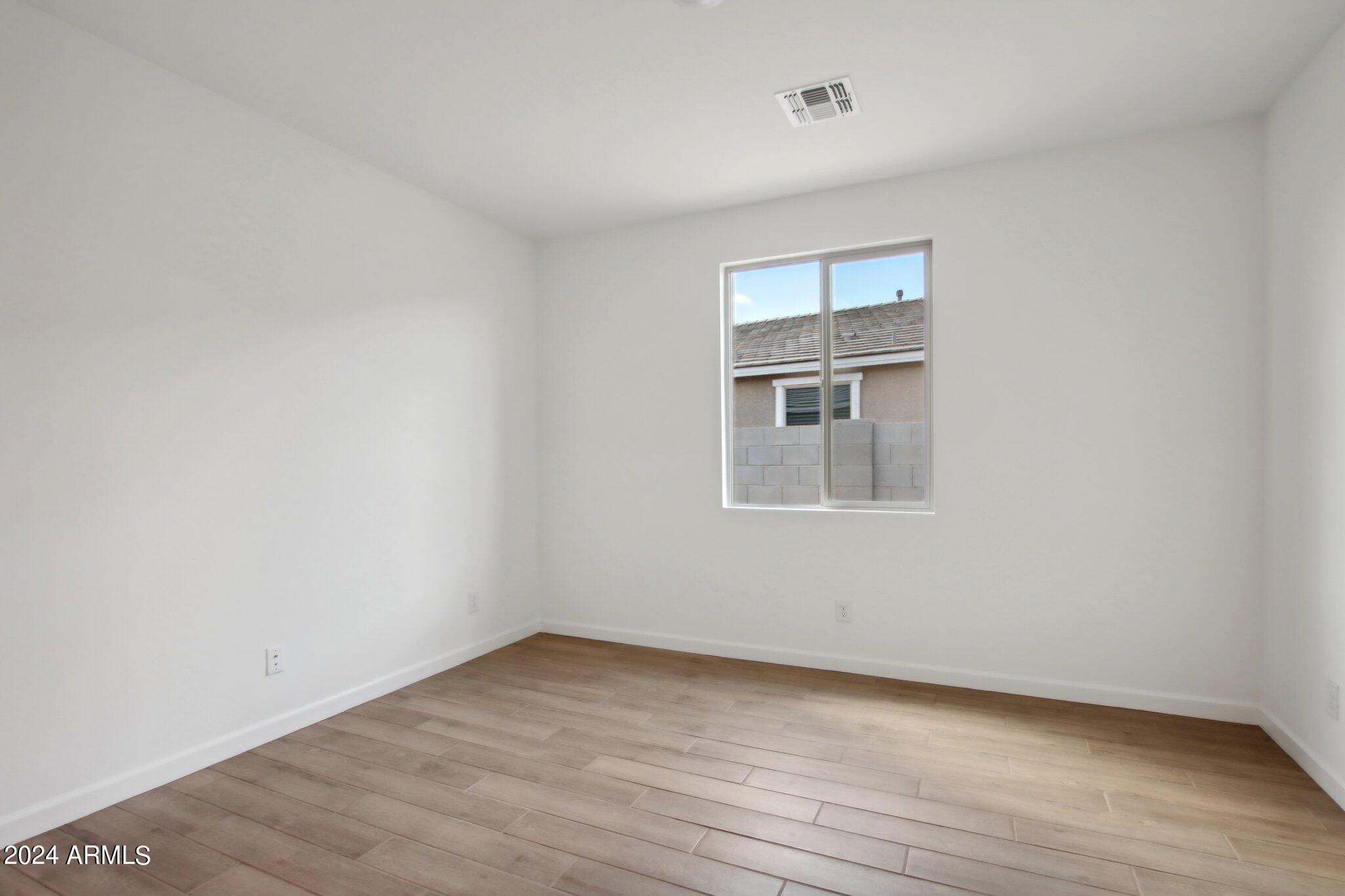 7709 W TETHER Trail