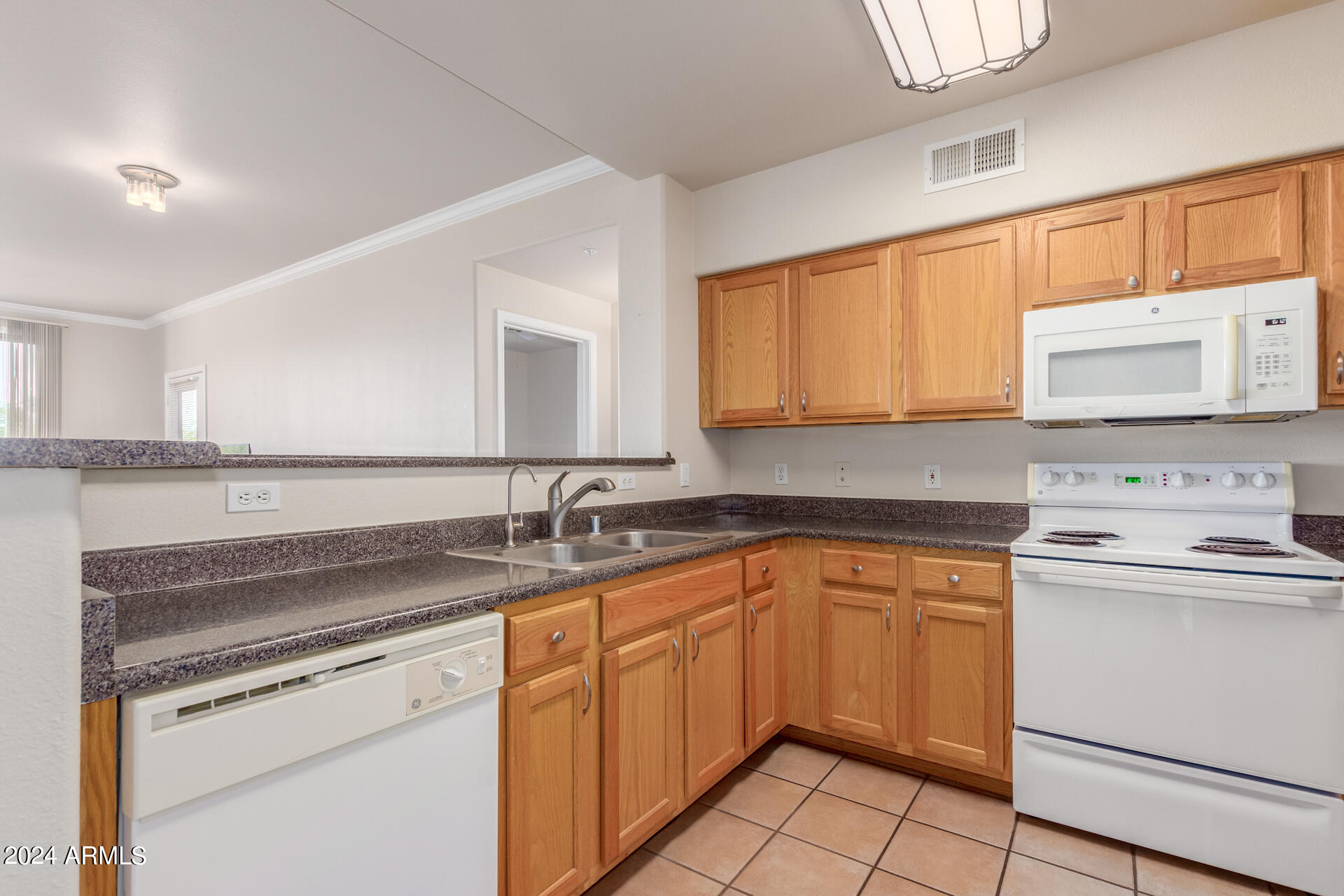 20100 N 78TH Place, 2087