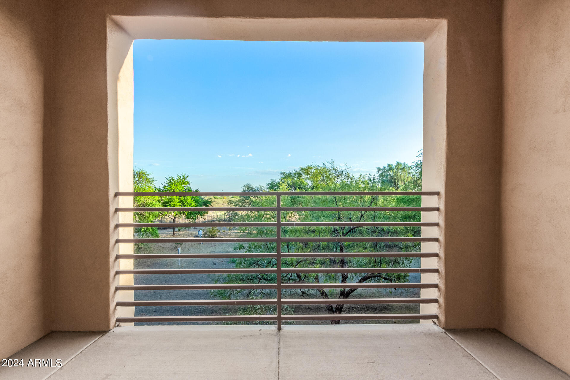 20100 N 78TH Place, 2087