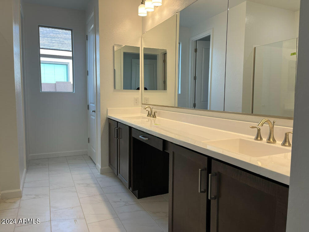 7689 W TETHER Trail