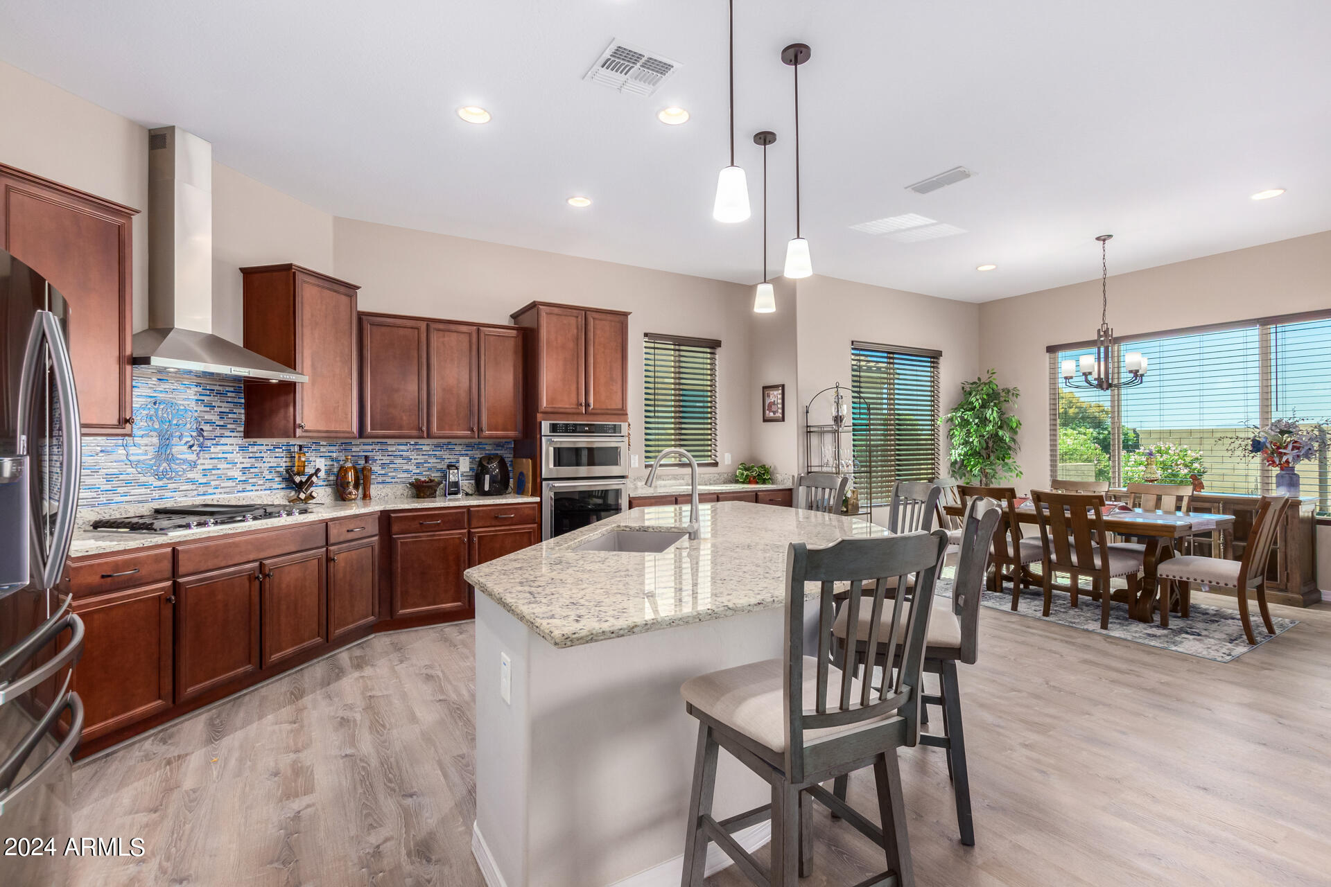 5892 W CACTUS WREN Way