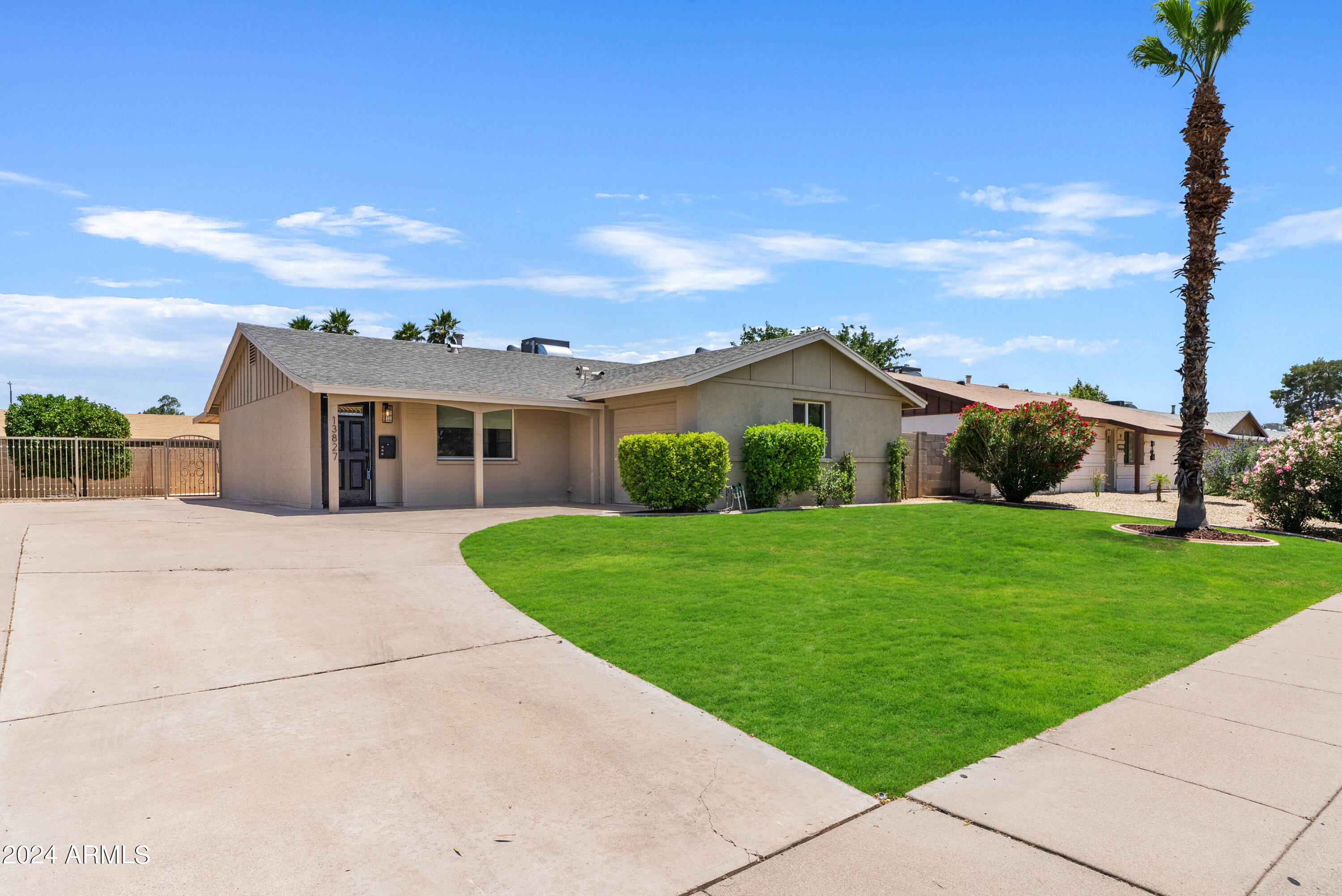 13827 N 37TH Place