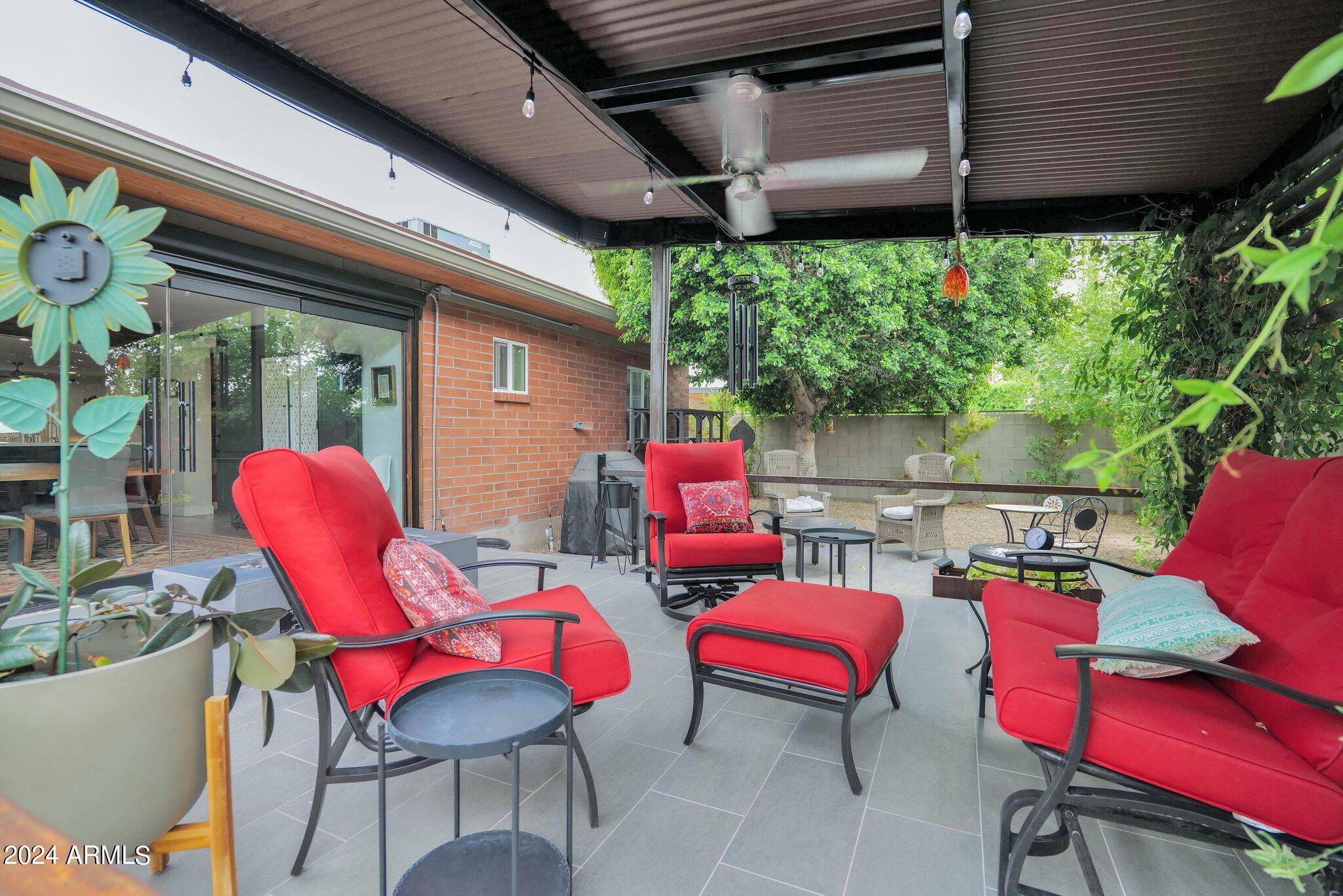 3408 N 81ST Street