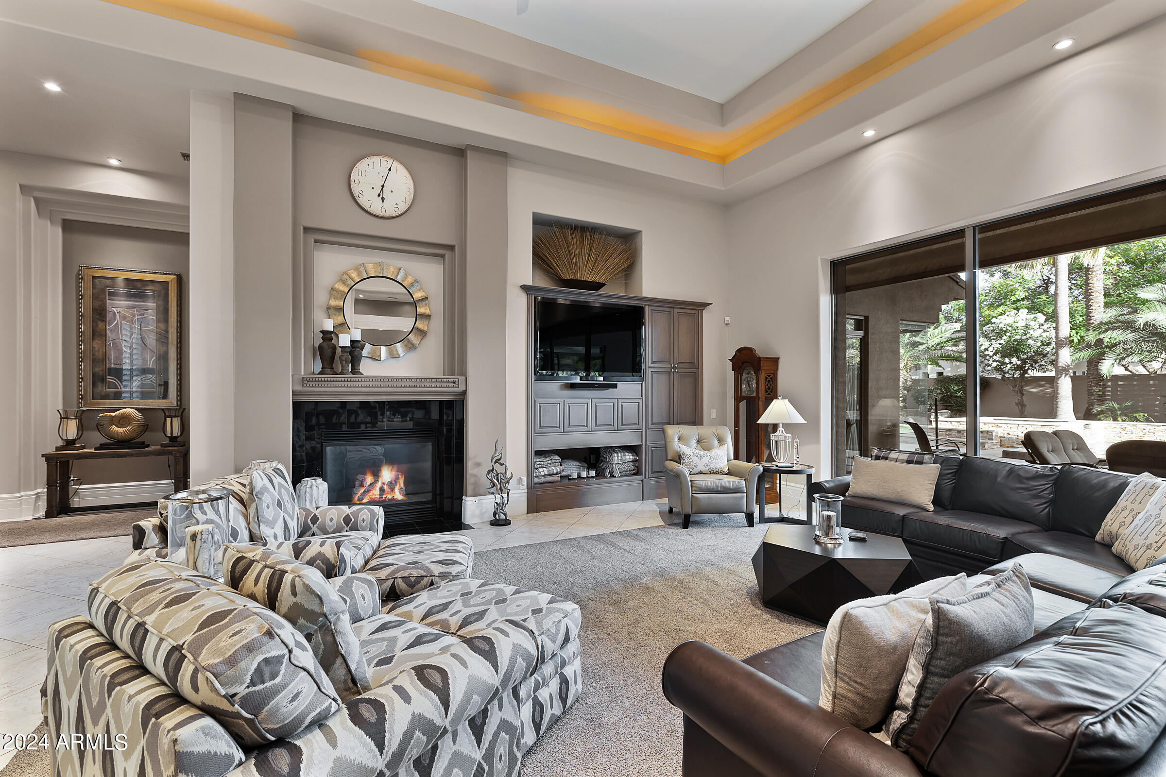 103 W MACAW Drive