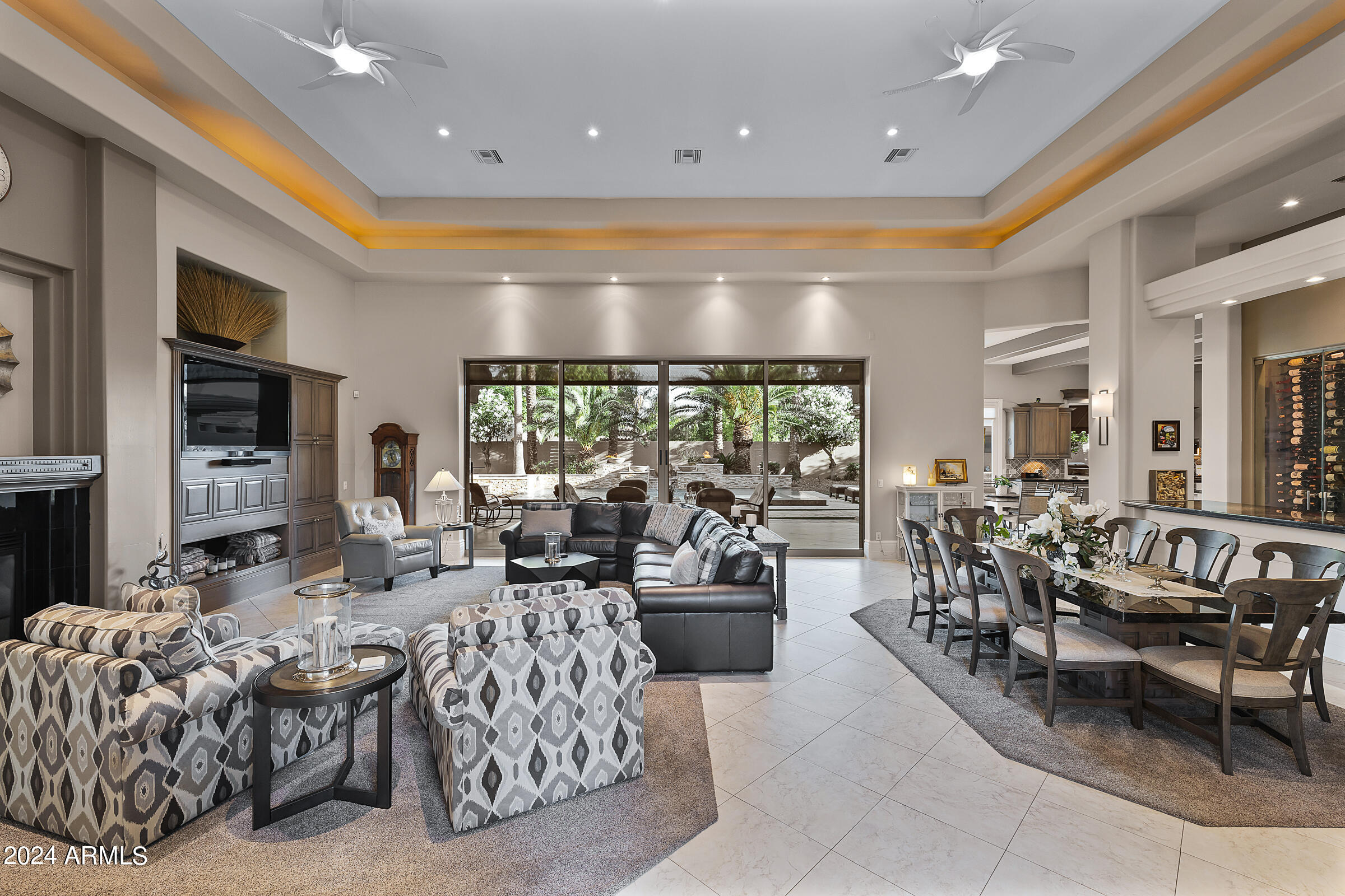 103 W MACAW Drive