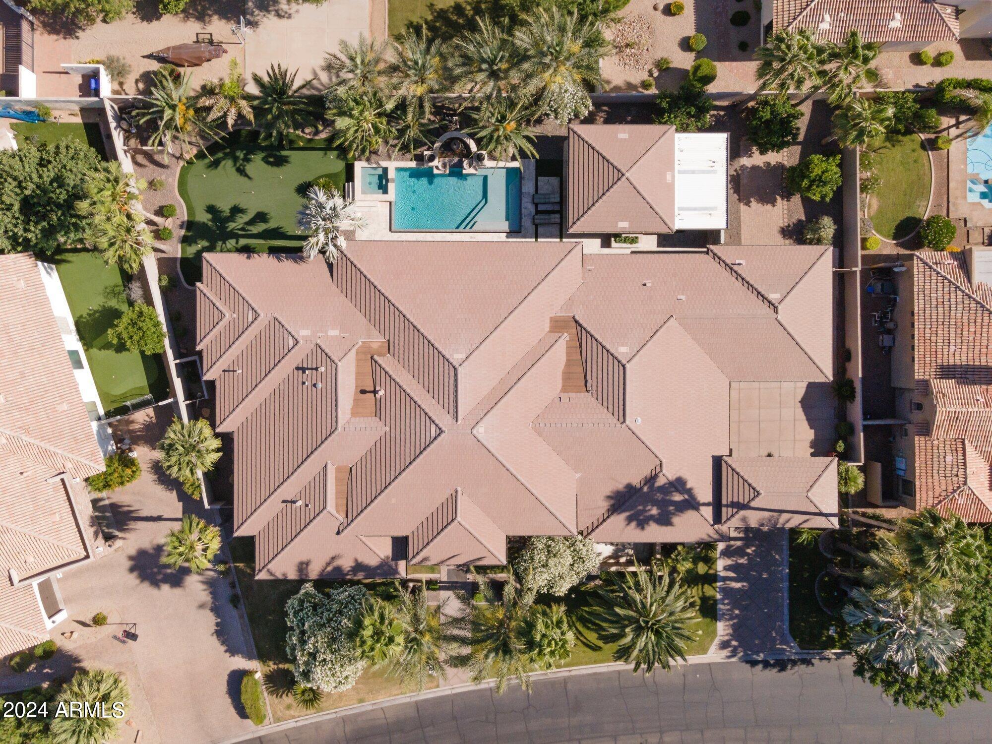 103 W MACAW Drive