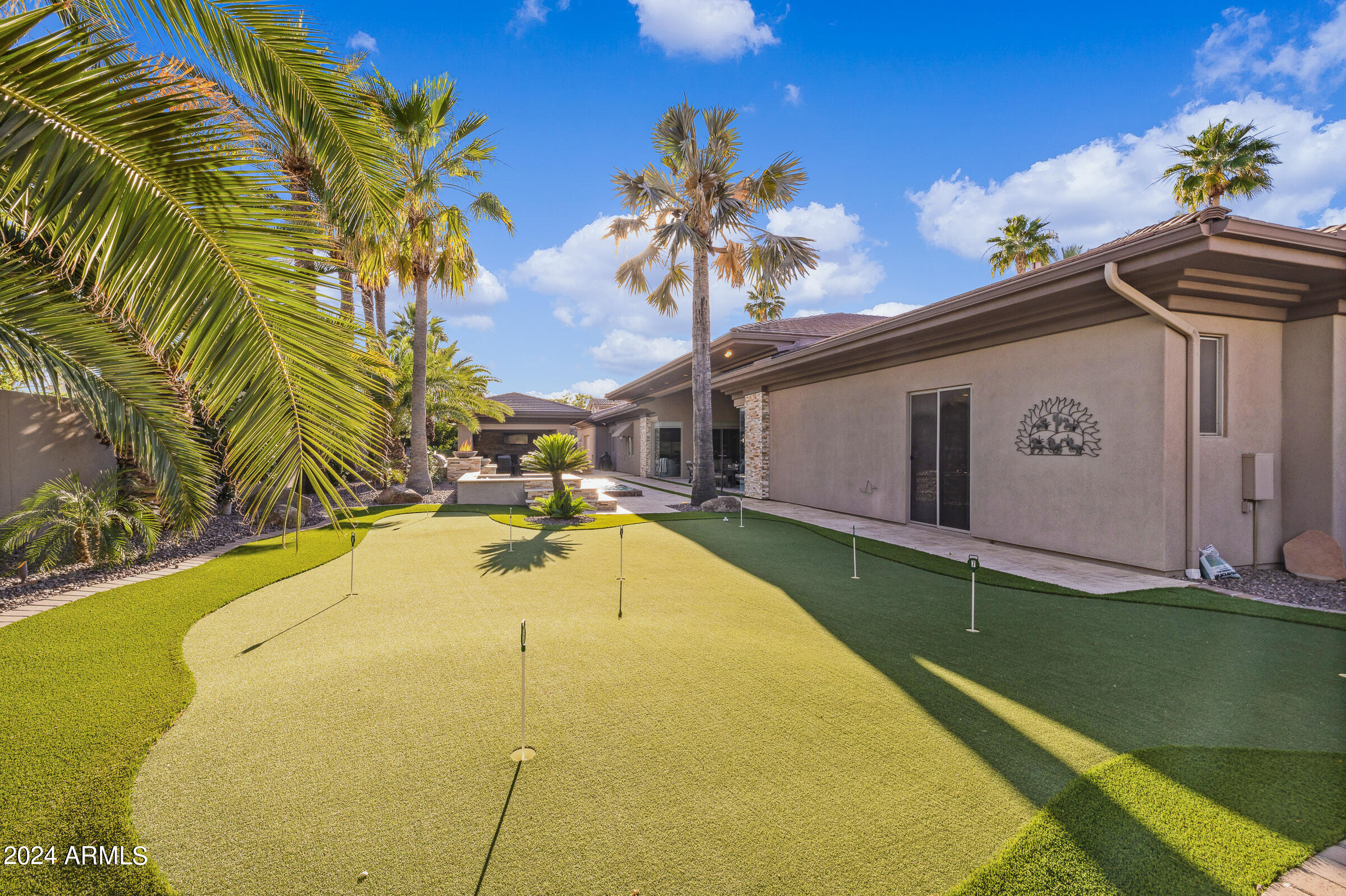 103 W MACAW Drive