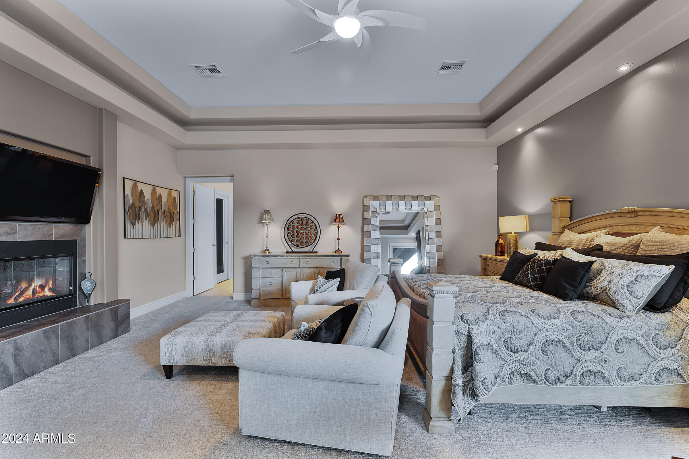 103 W MACAW Drive