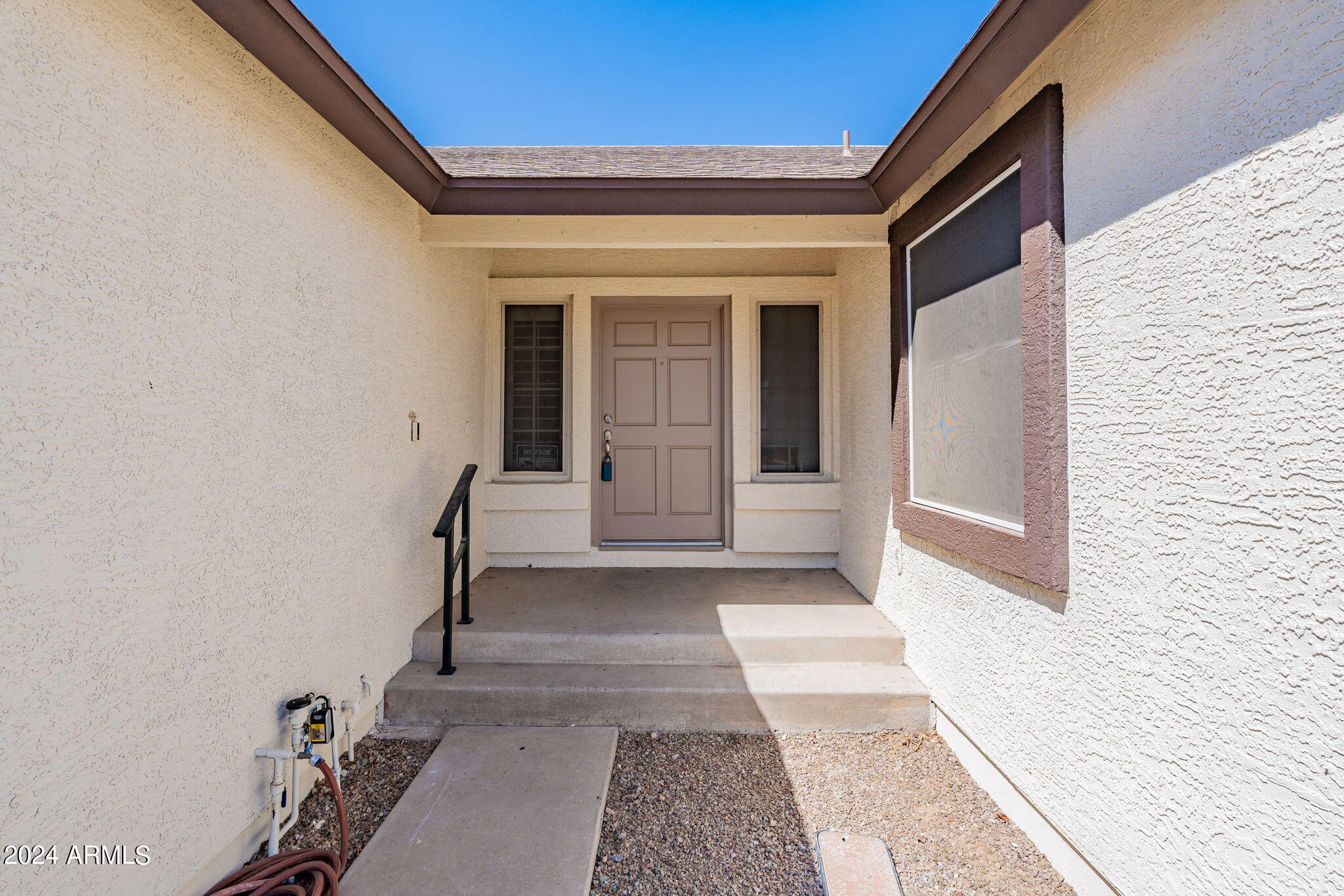 7102 W WINDROSE Drive