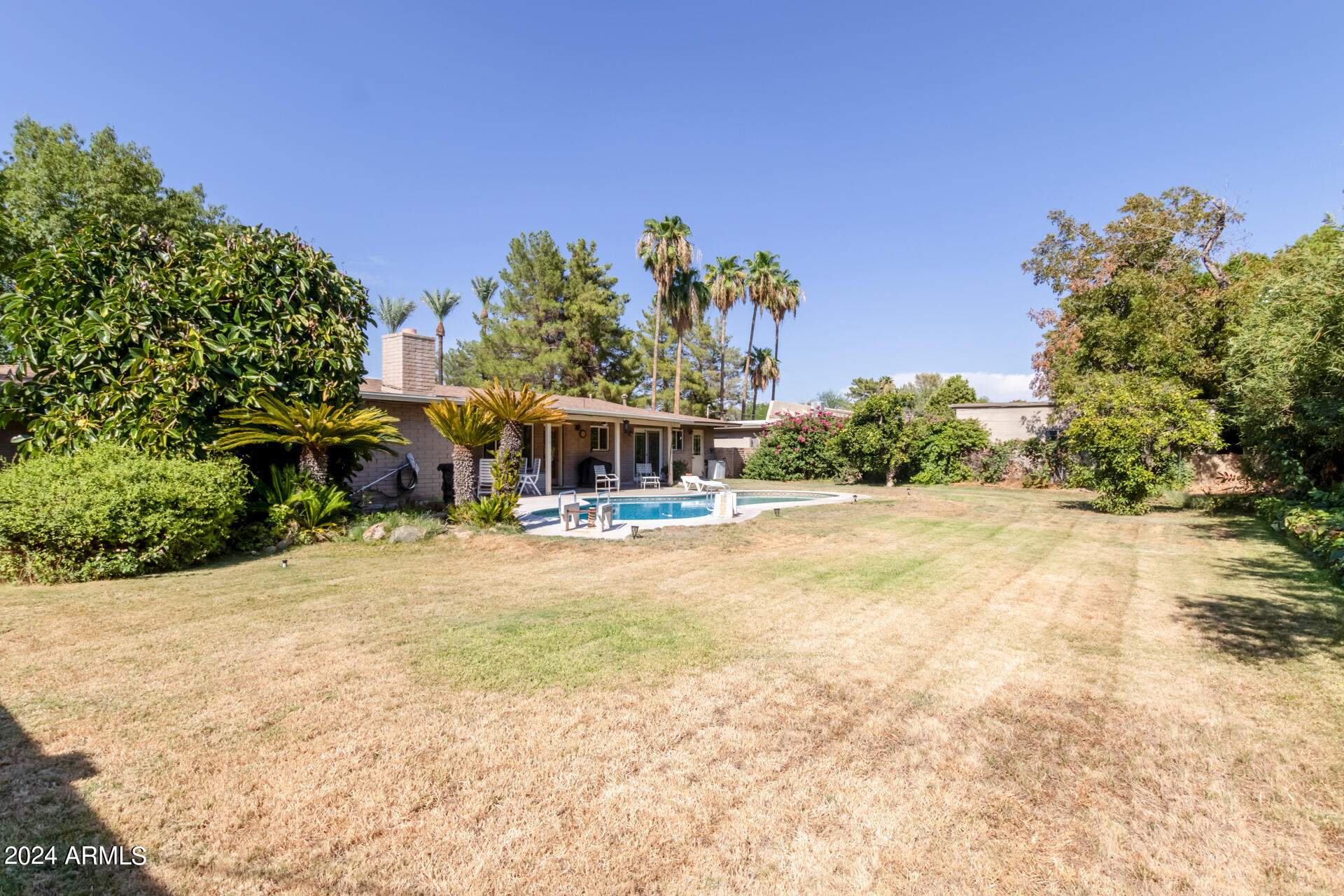 717 W EL CAMINO Drive