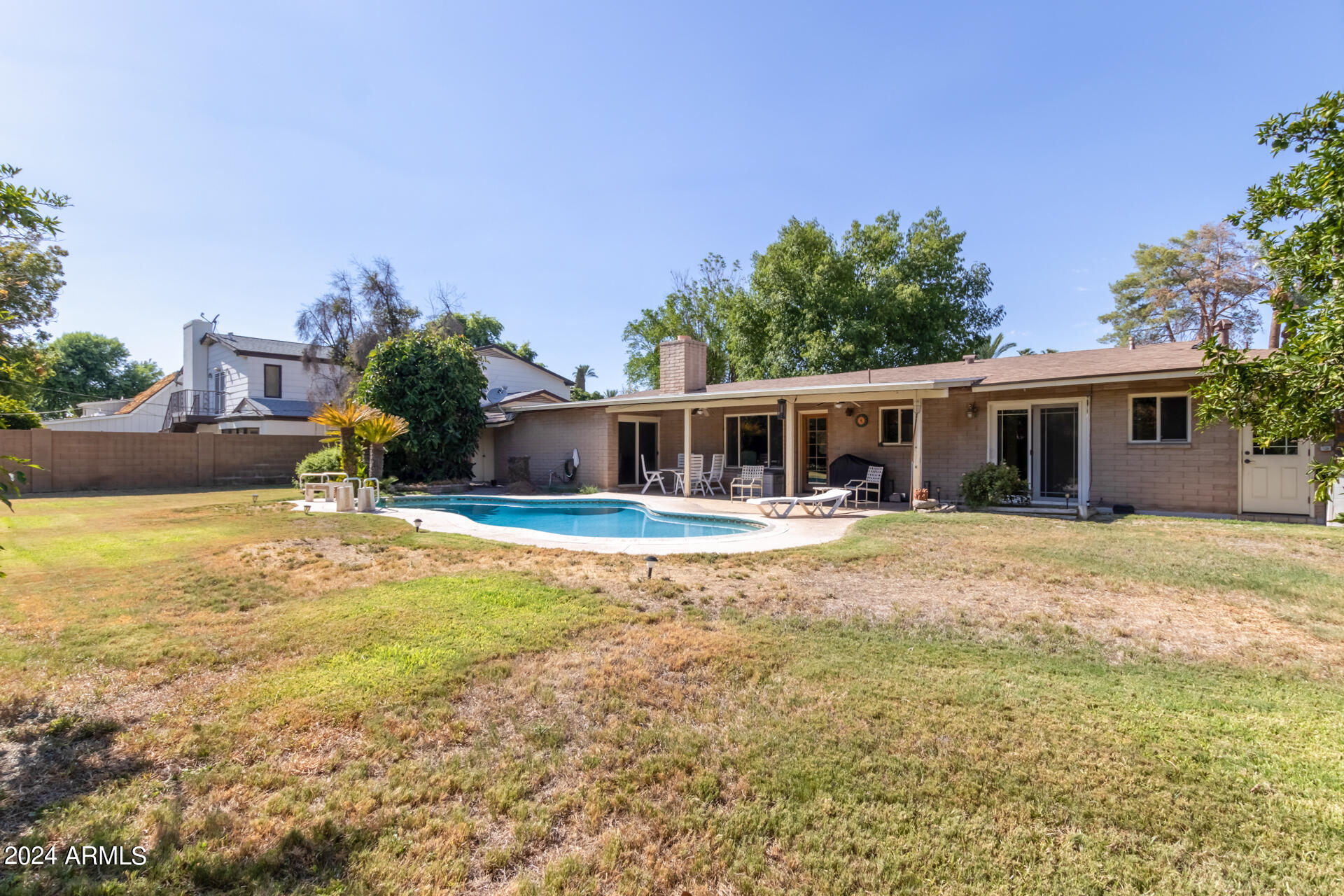 717 W EL CAMINO Drive