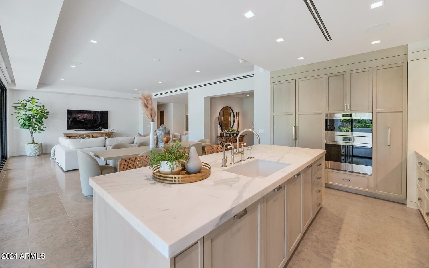 6587 N PALMERAIE Boulevard 1043