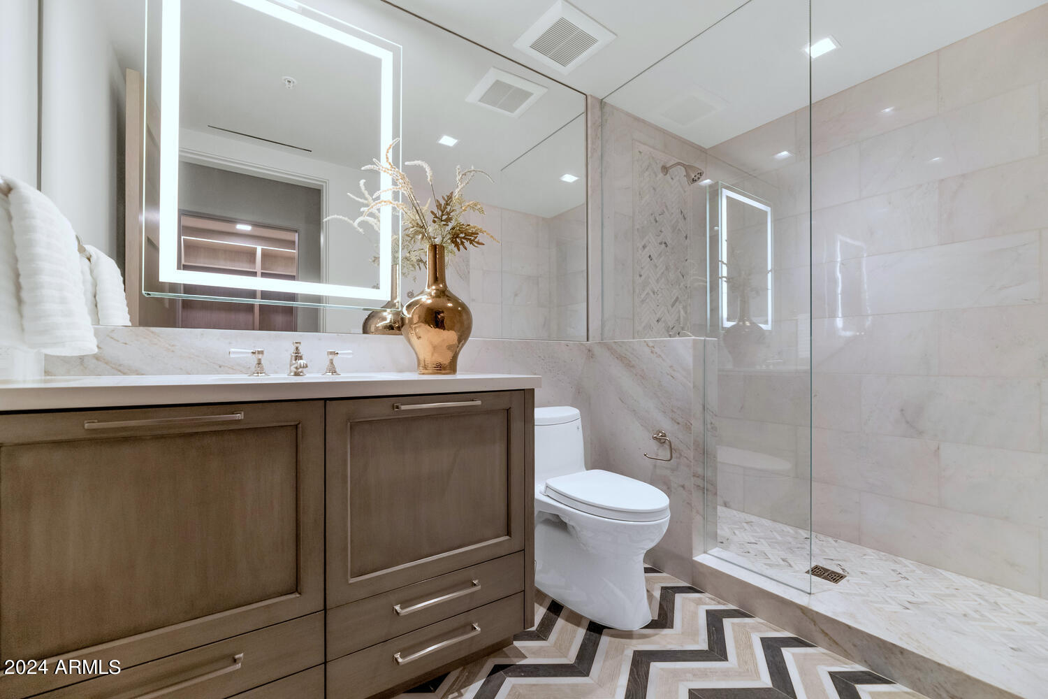 6587 N PALMERAIE Boulevard 1043