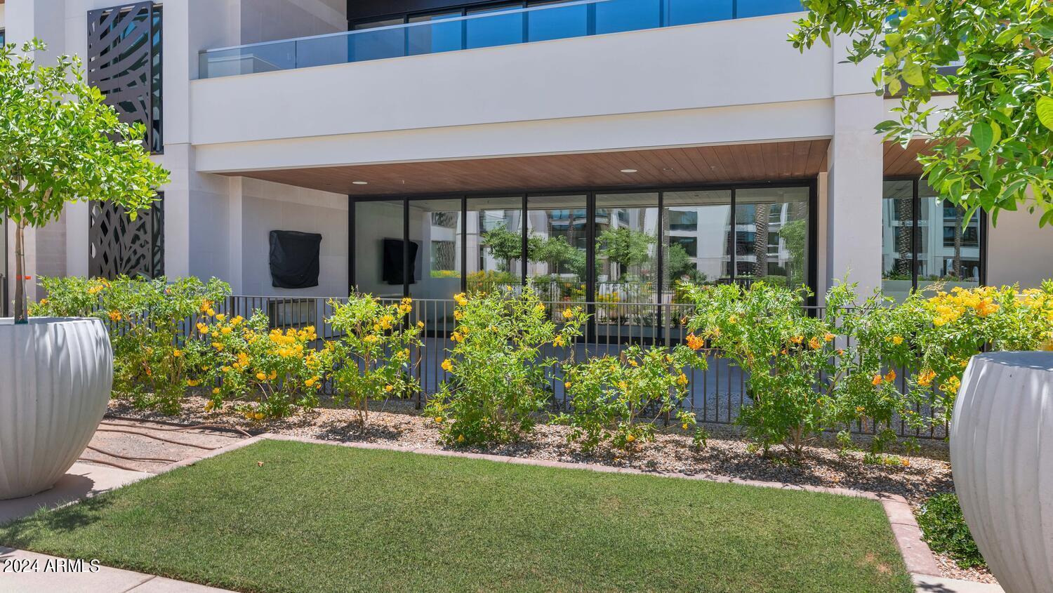 6587 N PALMERAIE Boulevard 1043