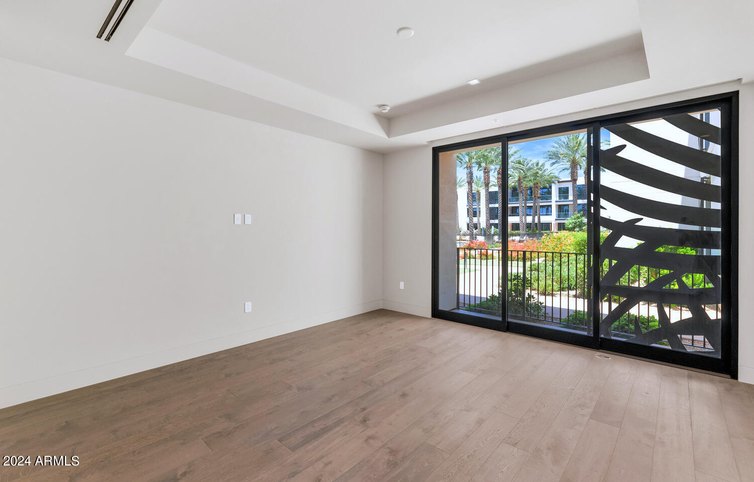 6587 N PALMERAIE Boulevard 1043