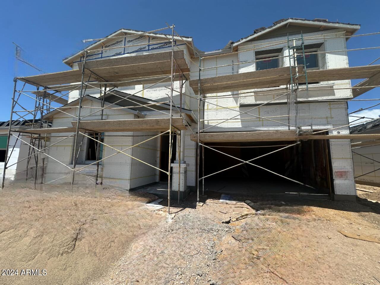 2400 E WAGON WHEEL Lane