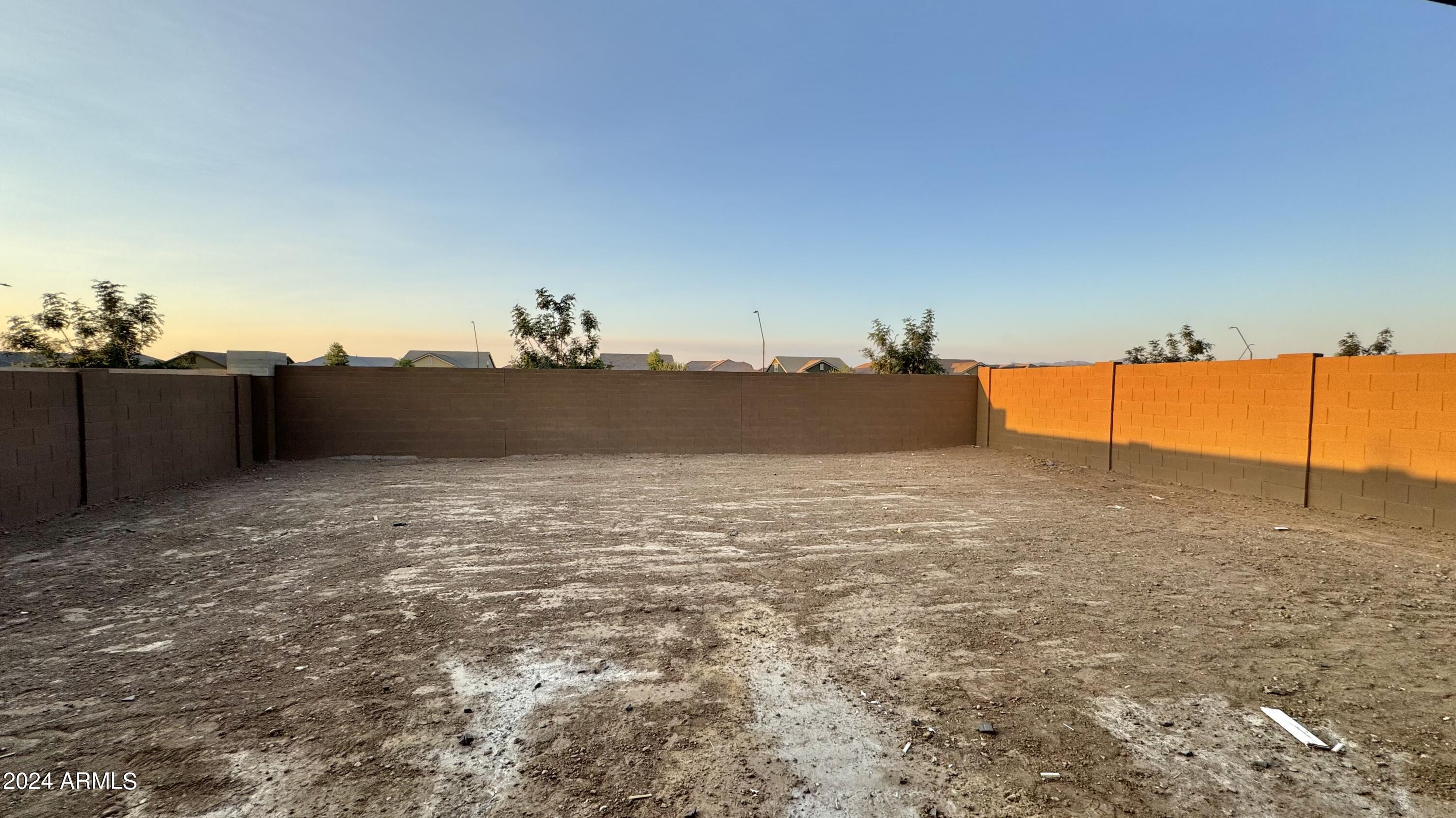 22892 E LORDS Way