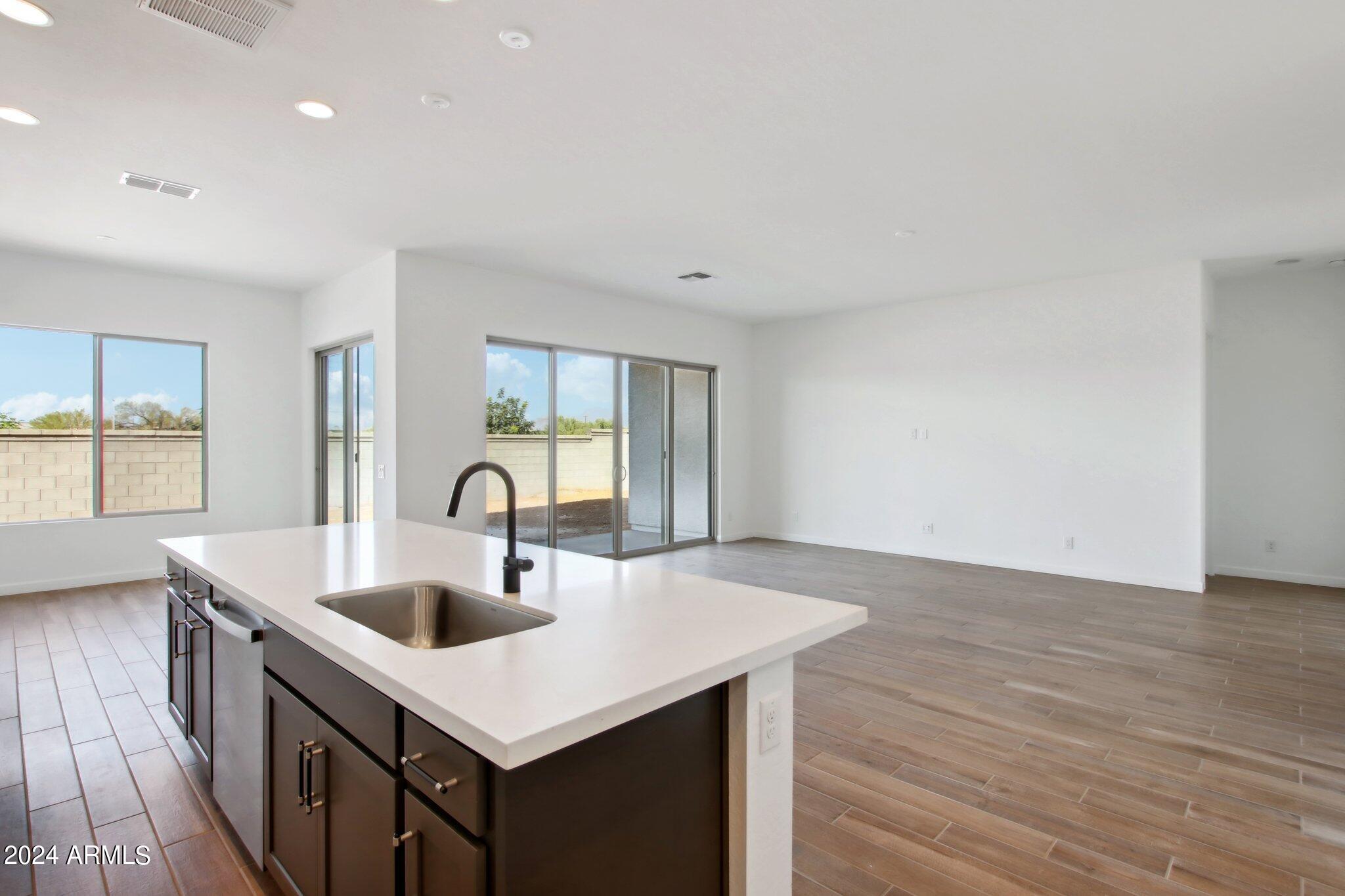 11506 E UTAH Avenue