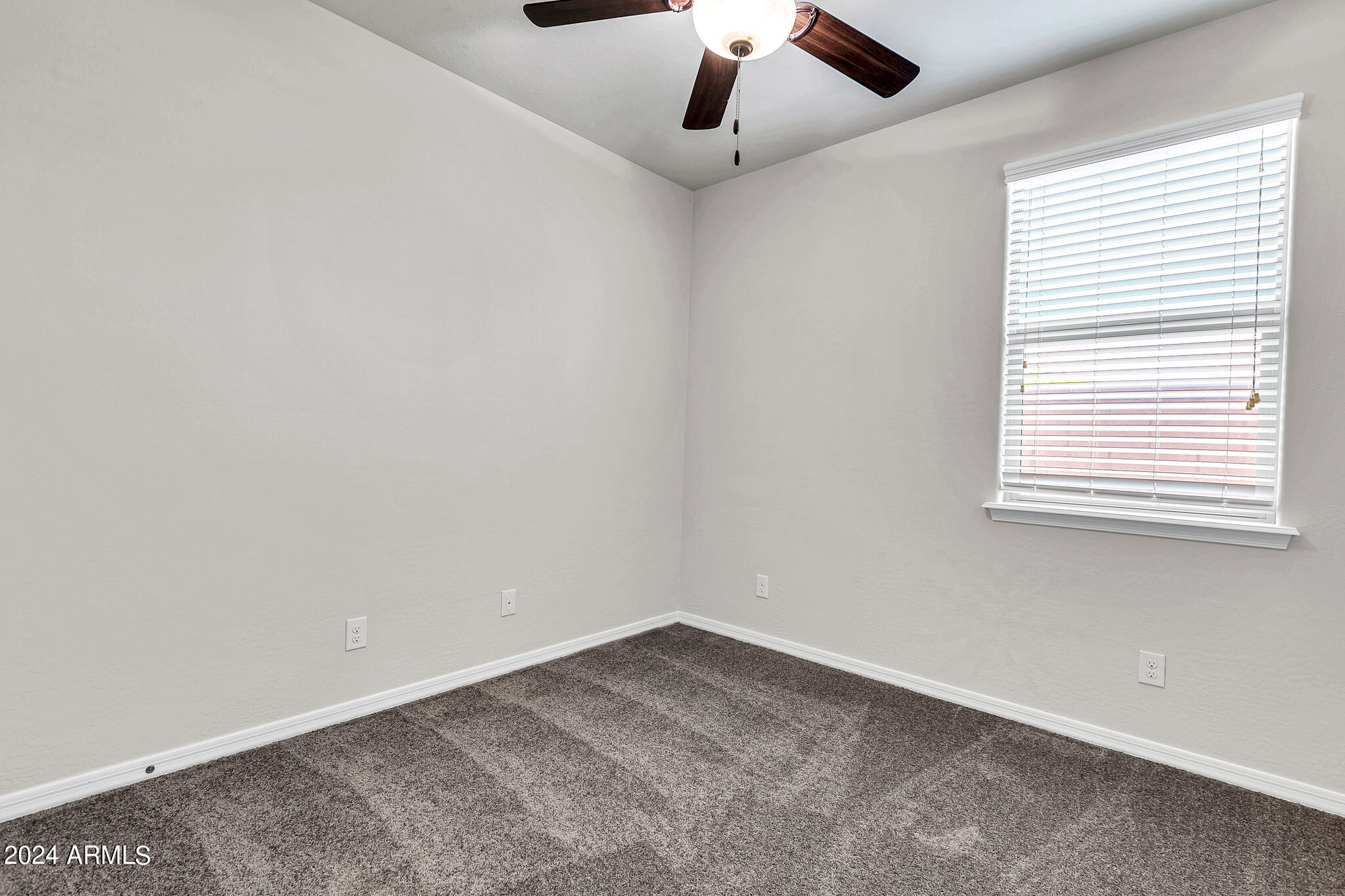 162 E TONTO Place