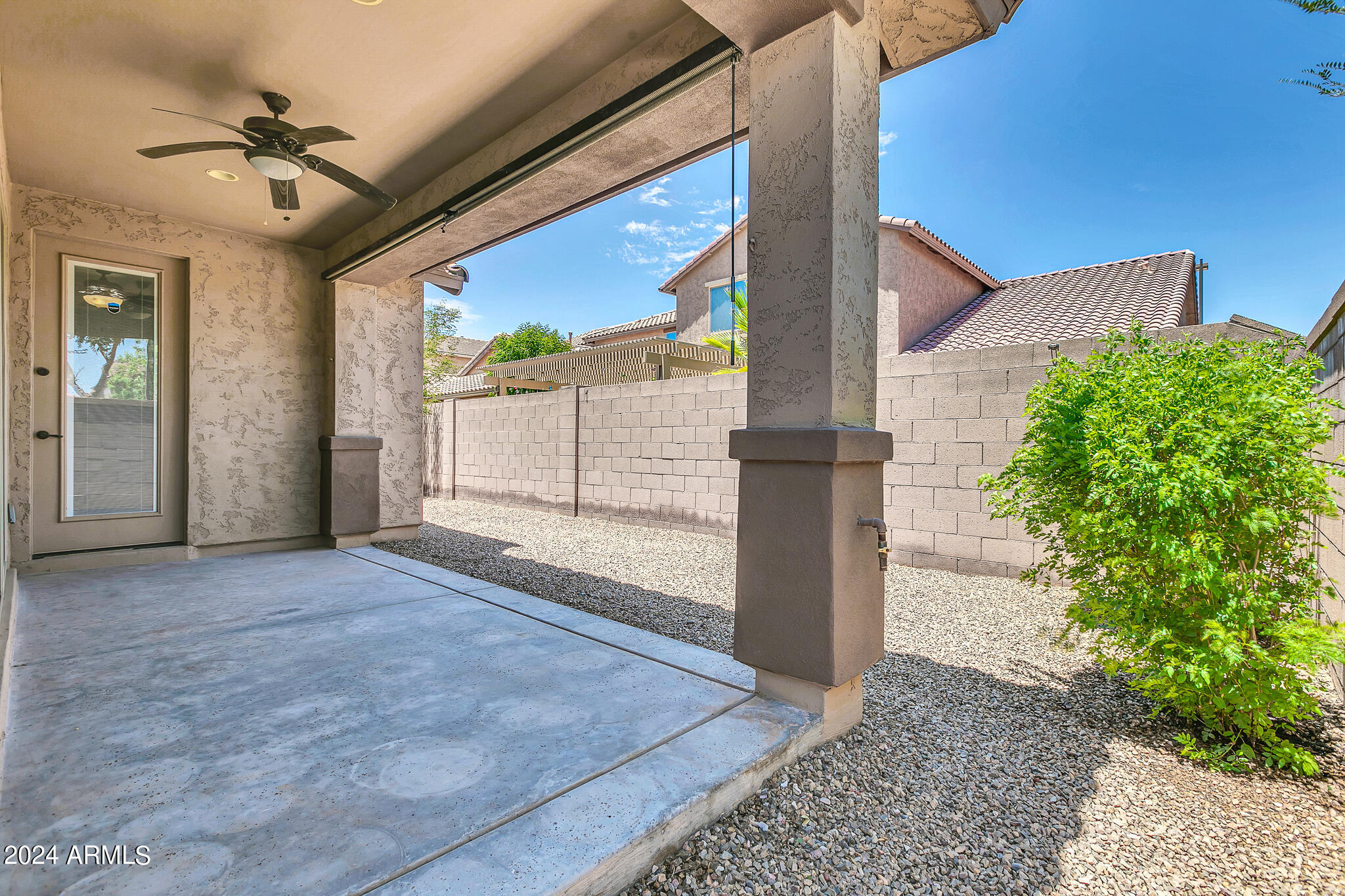 162 E TONTO Place