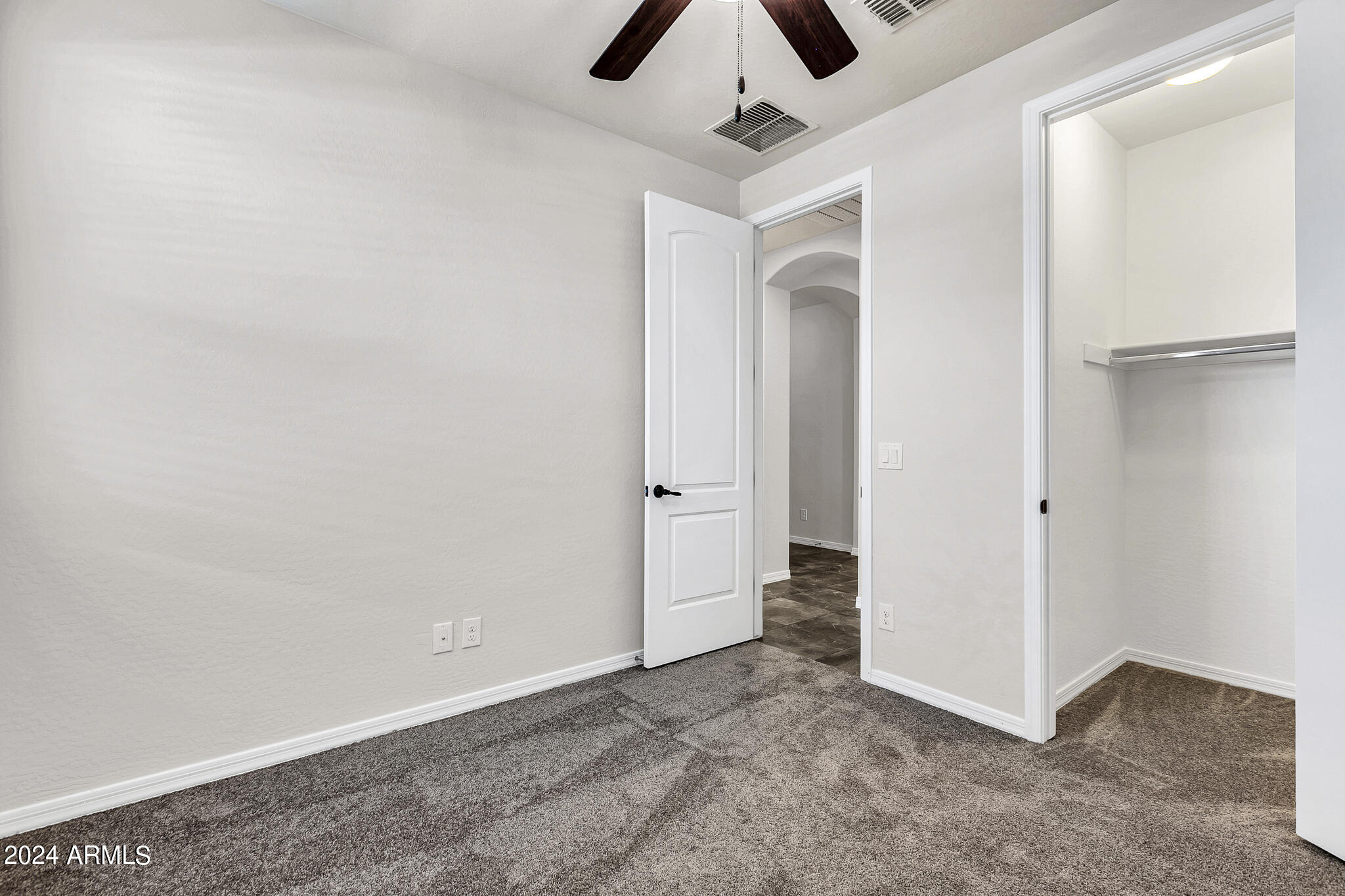 162 E TONTO Place