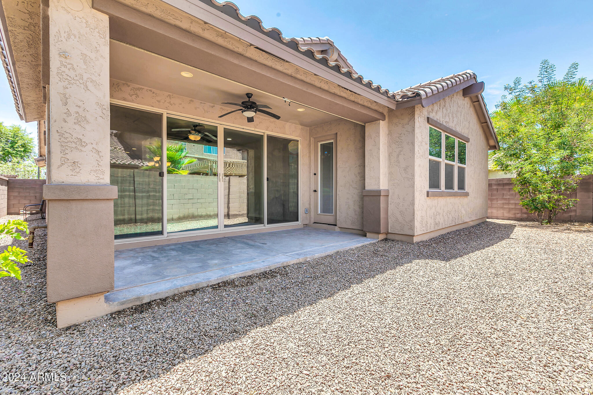 162 E TONTO Place