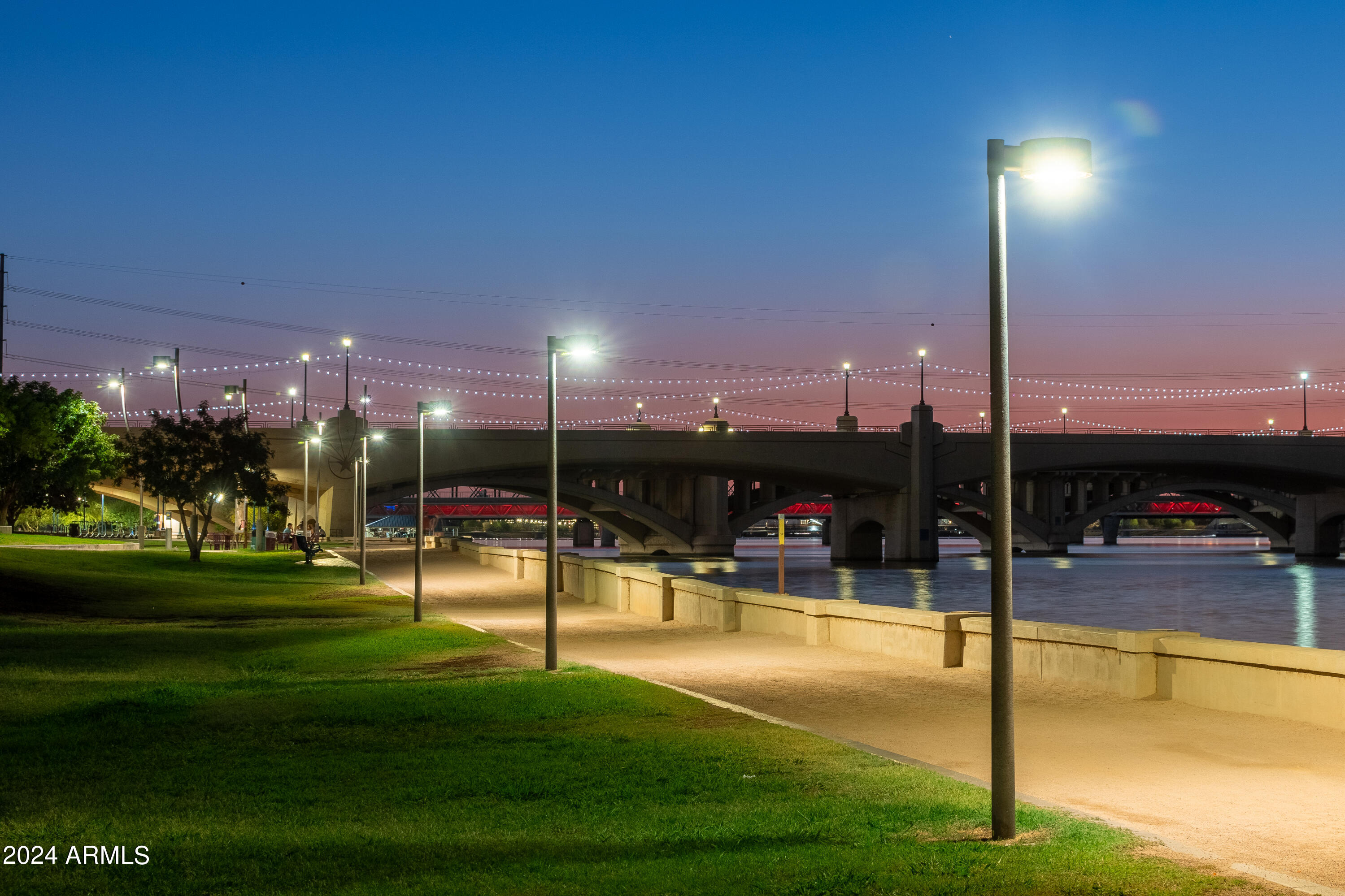 120 E Rio Salado Parkway 406