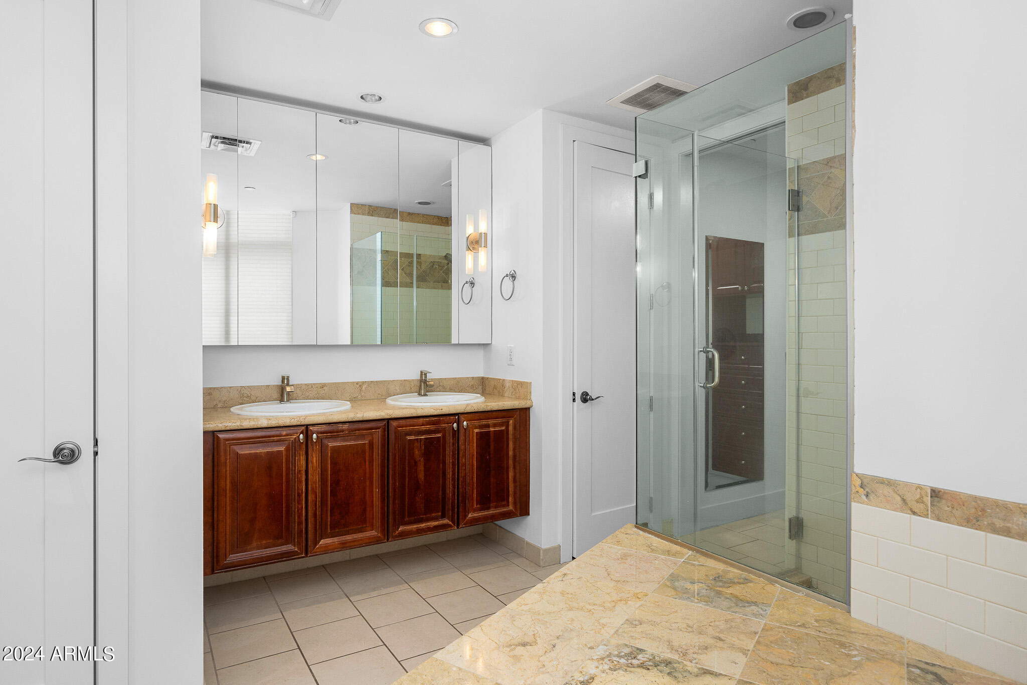 120 E Rio Salado Parkway 406