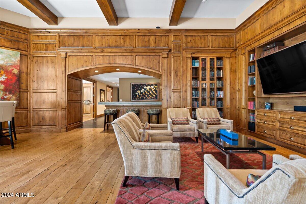 7175 E CAMELBACK Road, 501