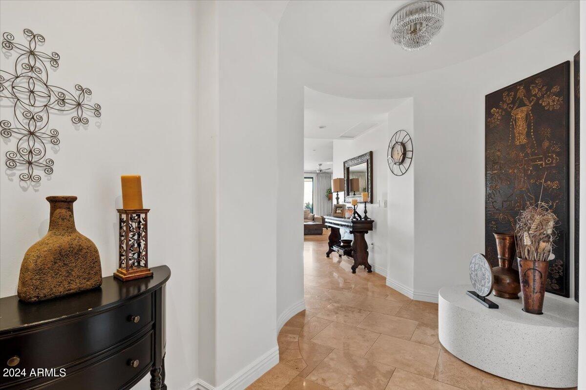 7175 E CAMELBACK Road, 501
