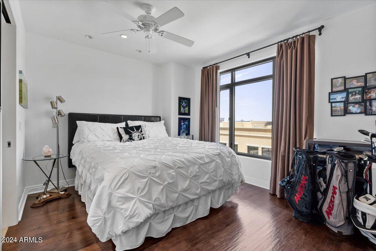 7175 E CAMELBACK Road, 501