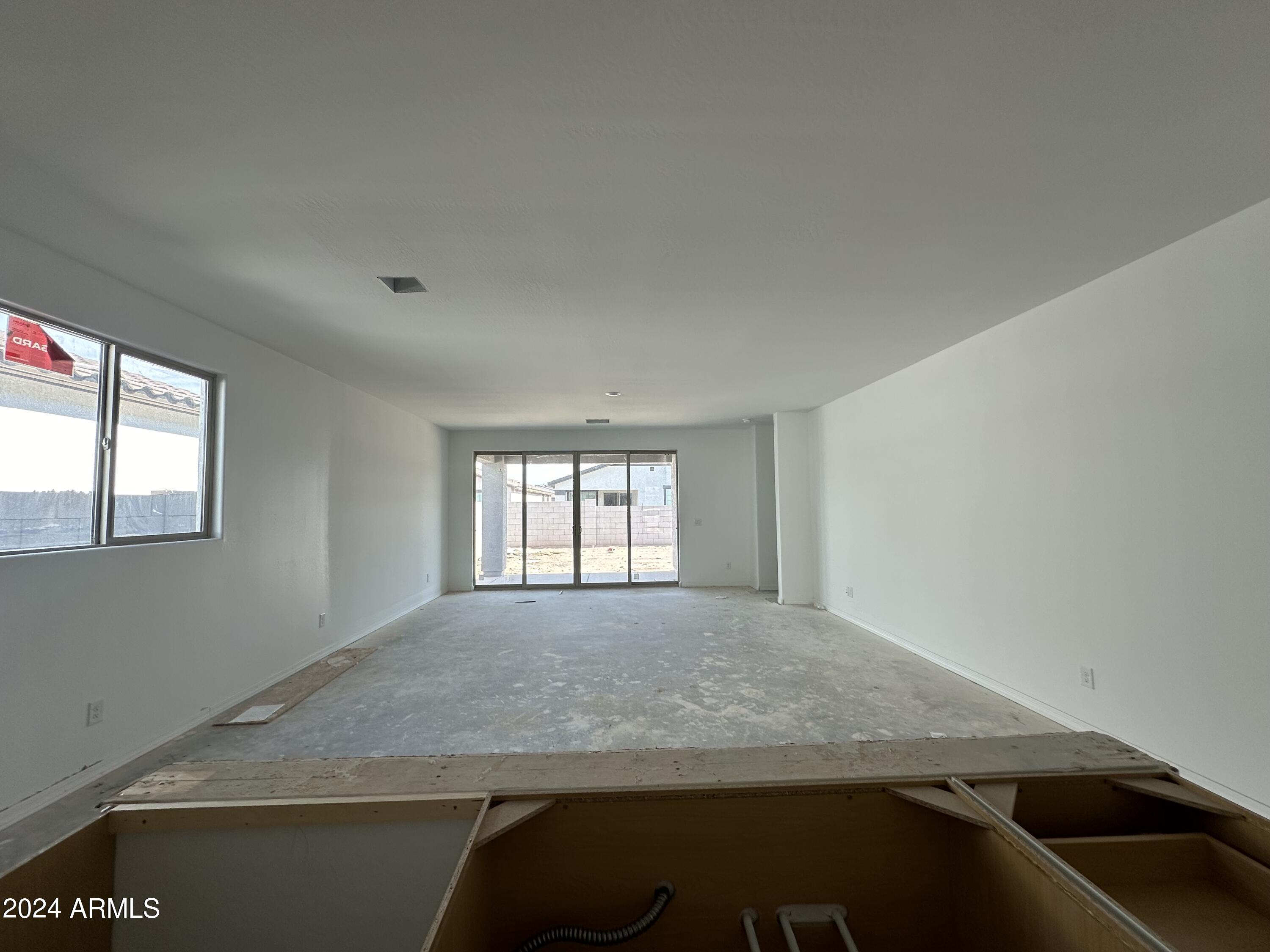 22897 E ROUNDUP Way