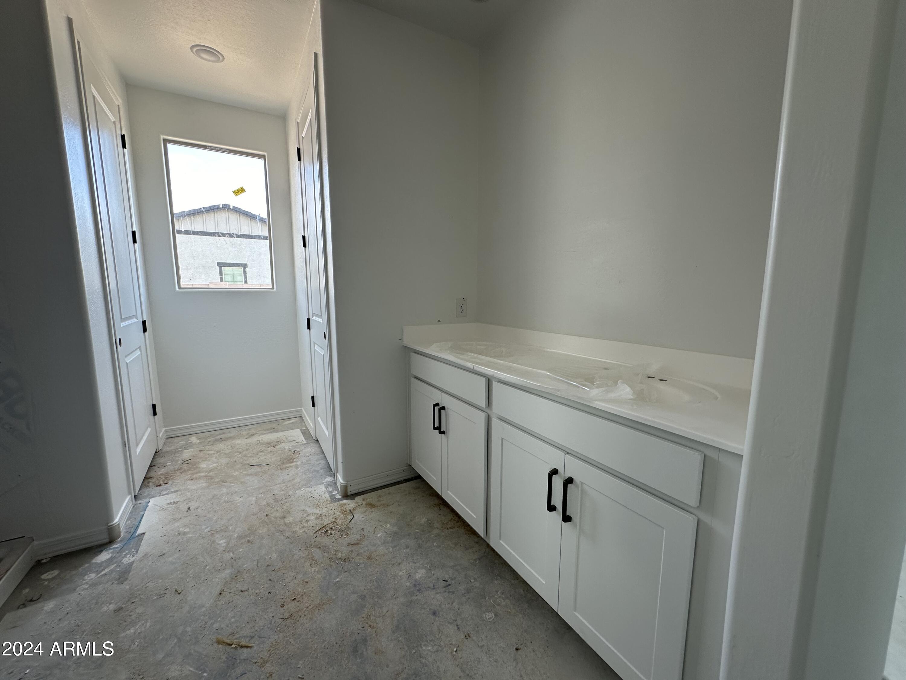 22897 E ROUNDUP Way