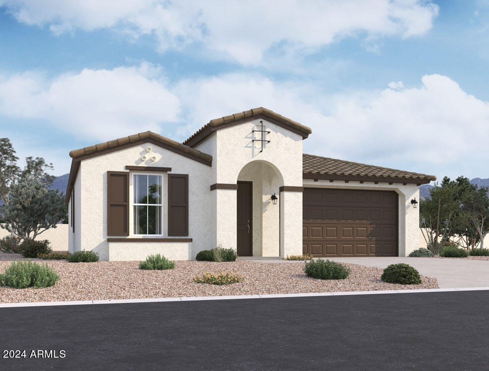 22881 E ROUNDUP Way