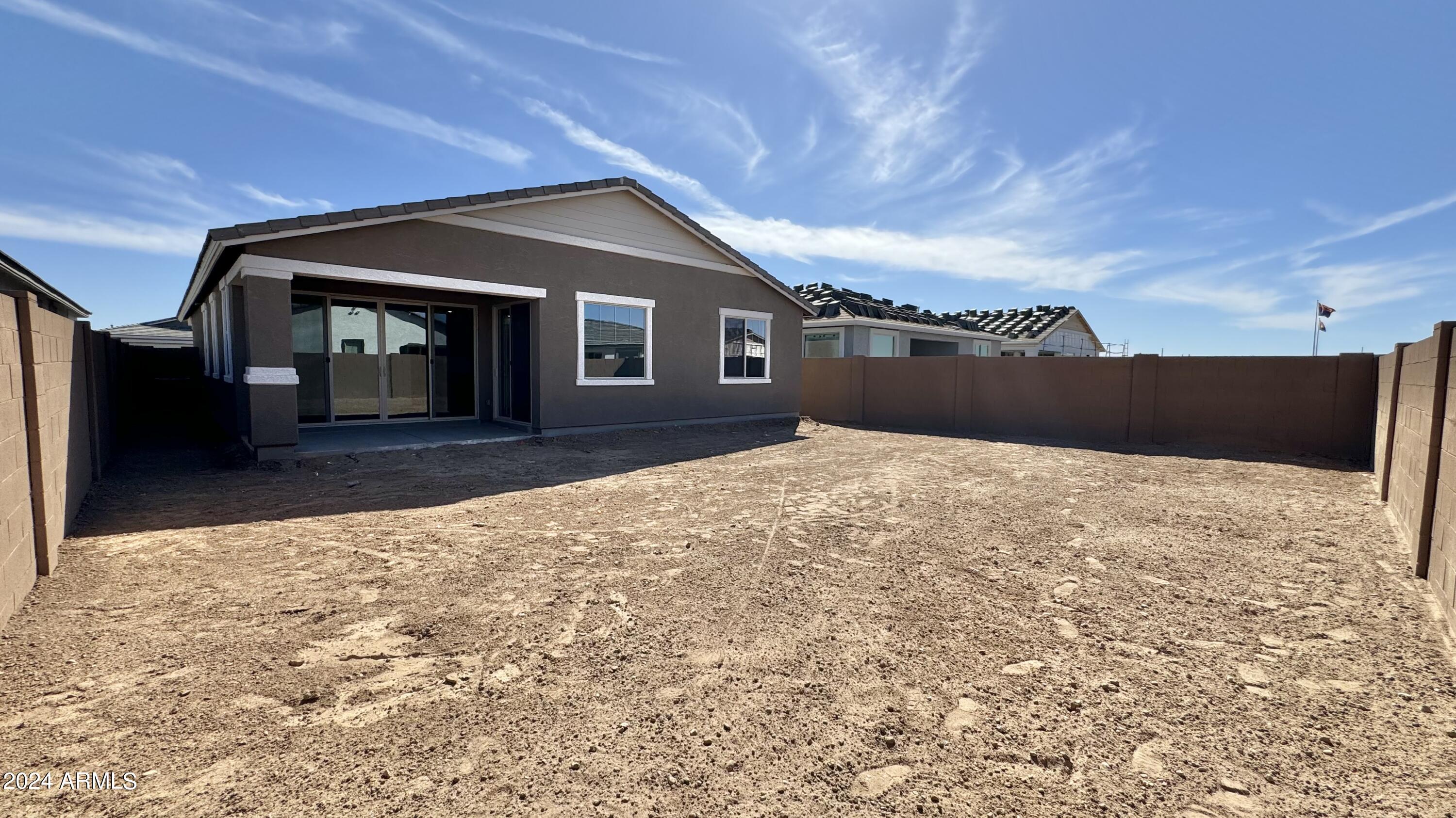 22888 E ROUNDUP Way