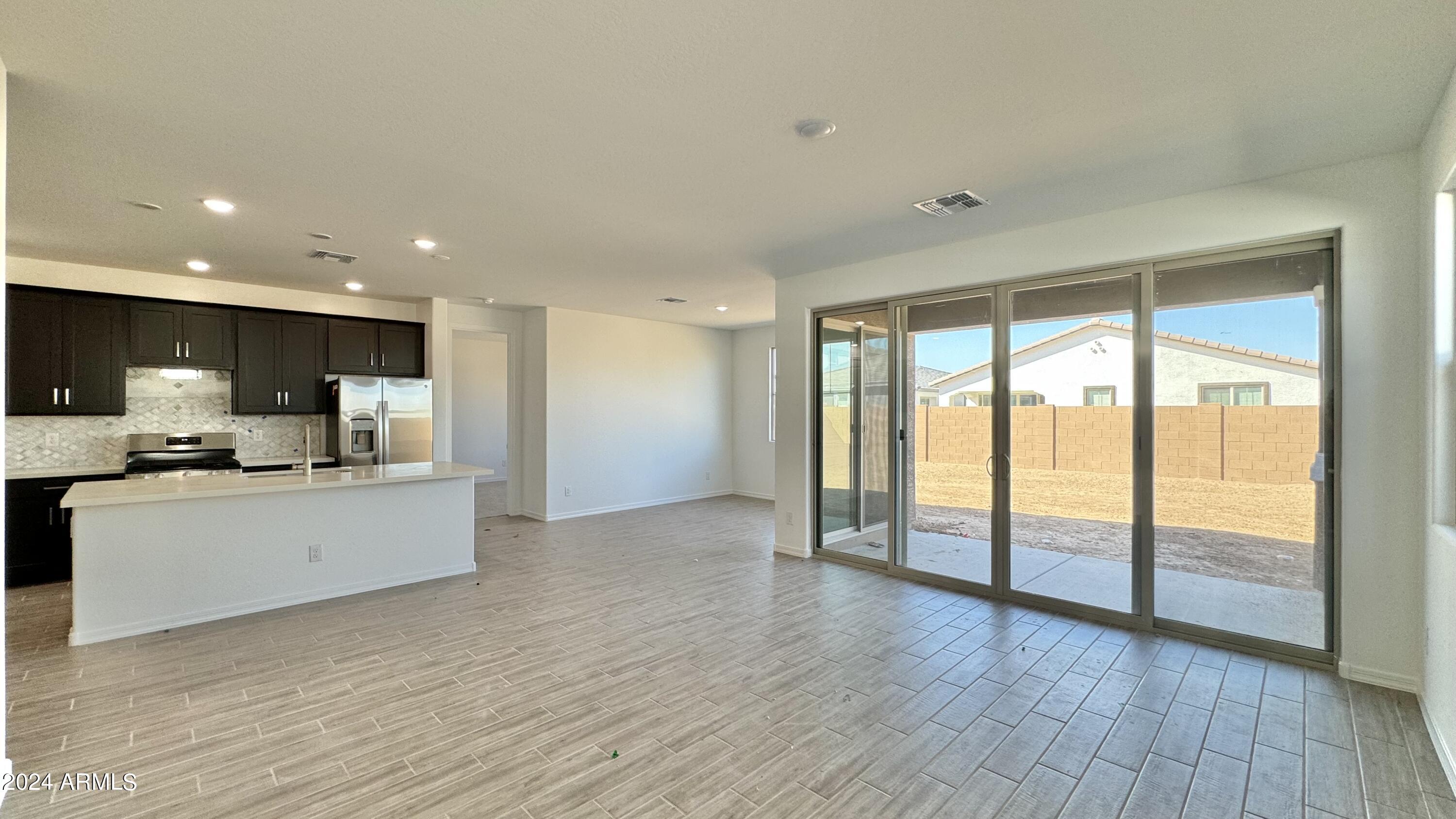 22888 E ROUNDUP Way