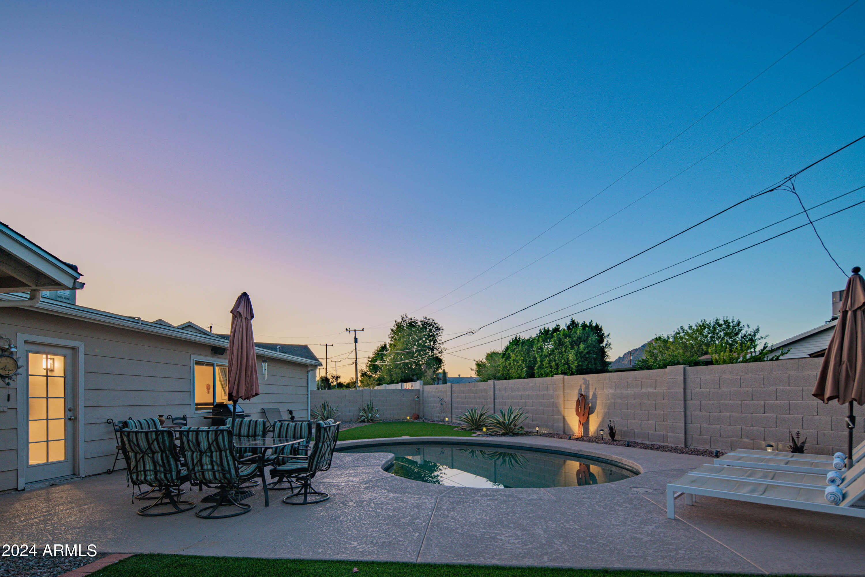 3523 N Hopi Way