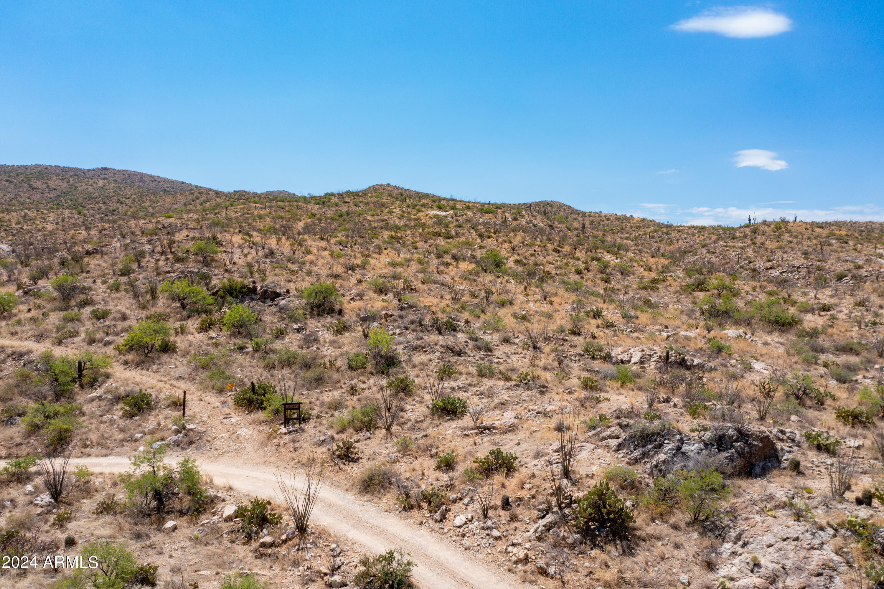 8161 S PISTOL HILL Road, -