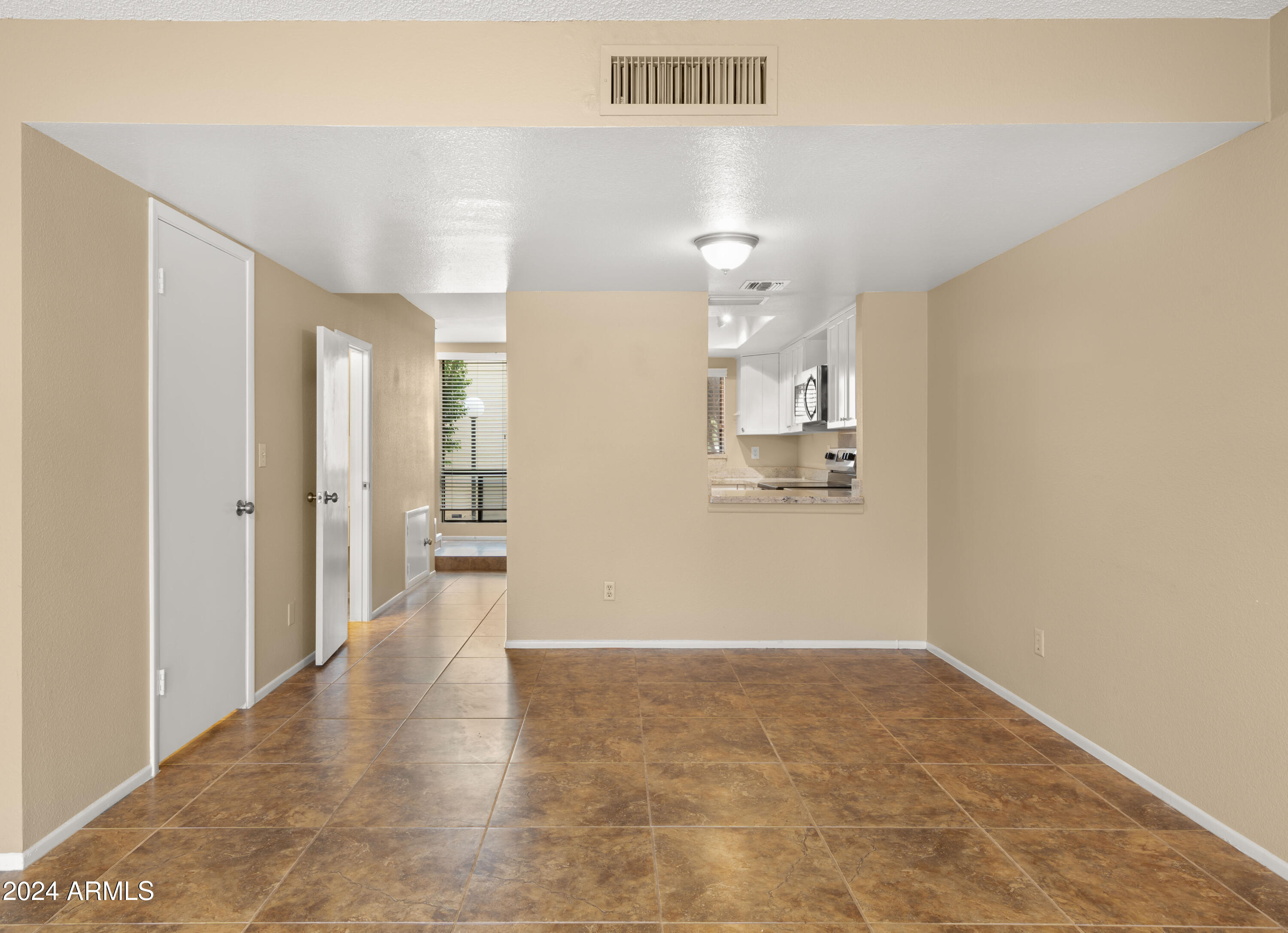 5315 N 18TH Street, 6