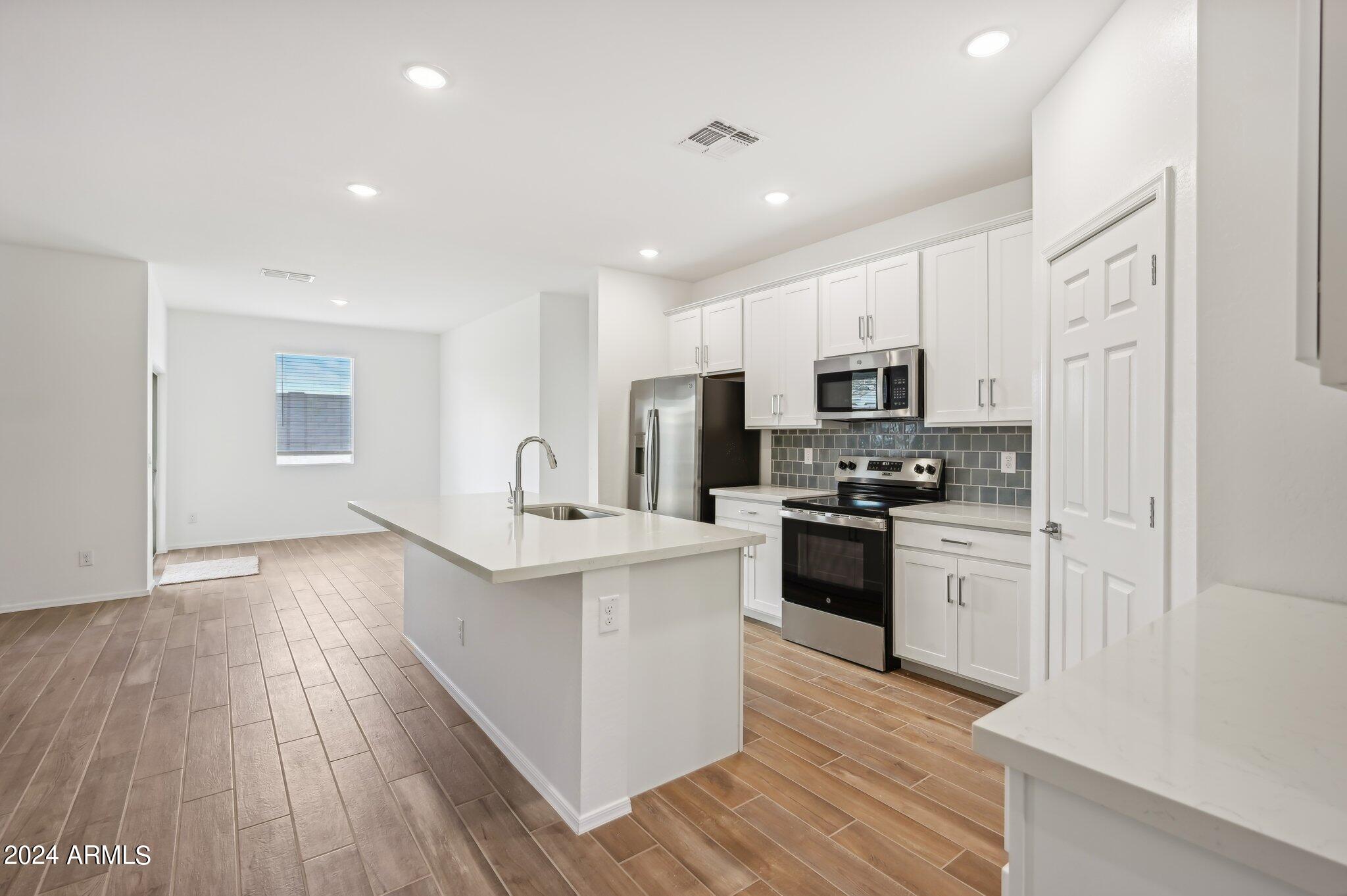 24082 W PECAN Road