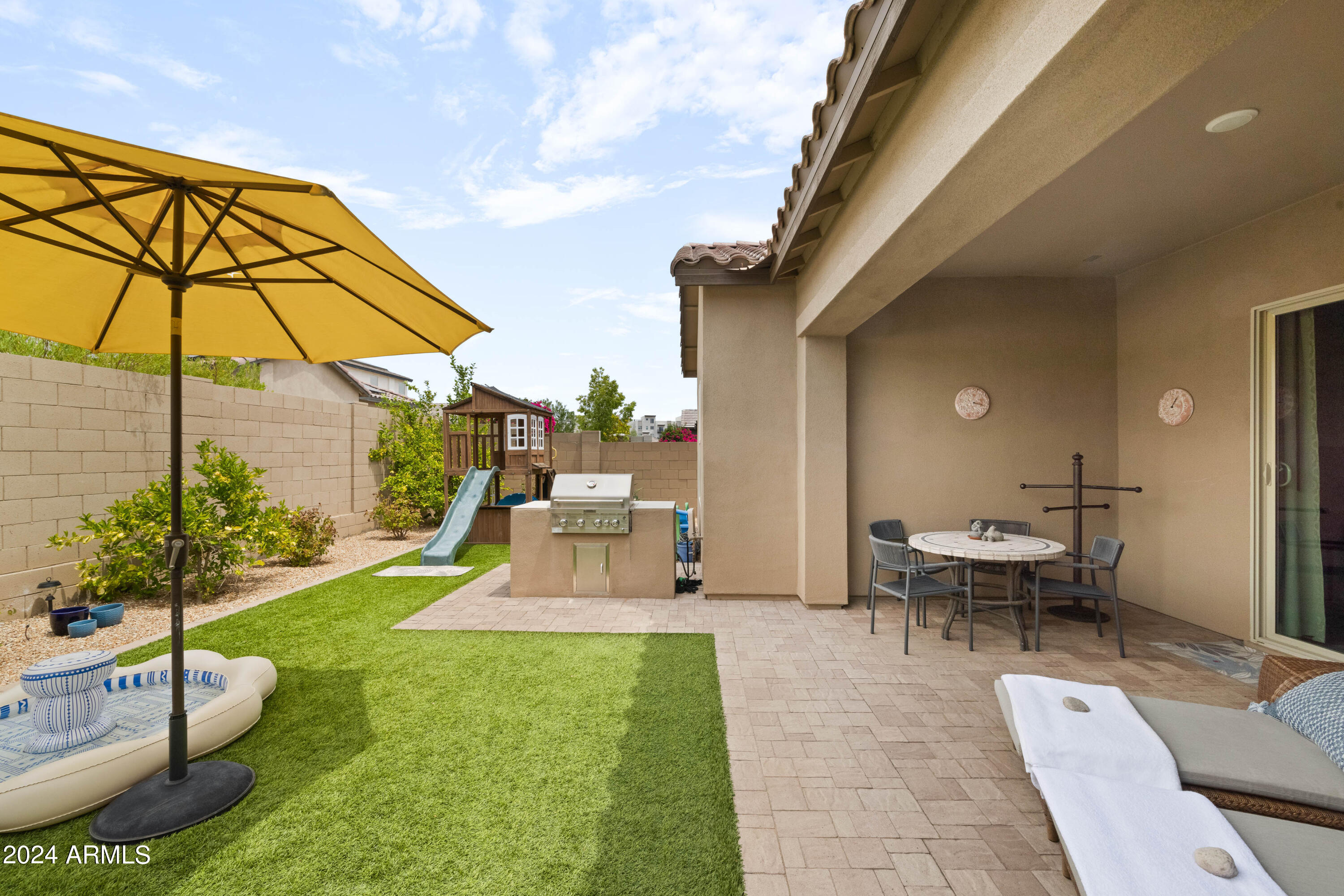 6622 E VILLA RITA Drive