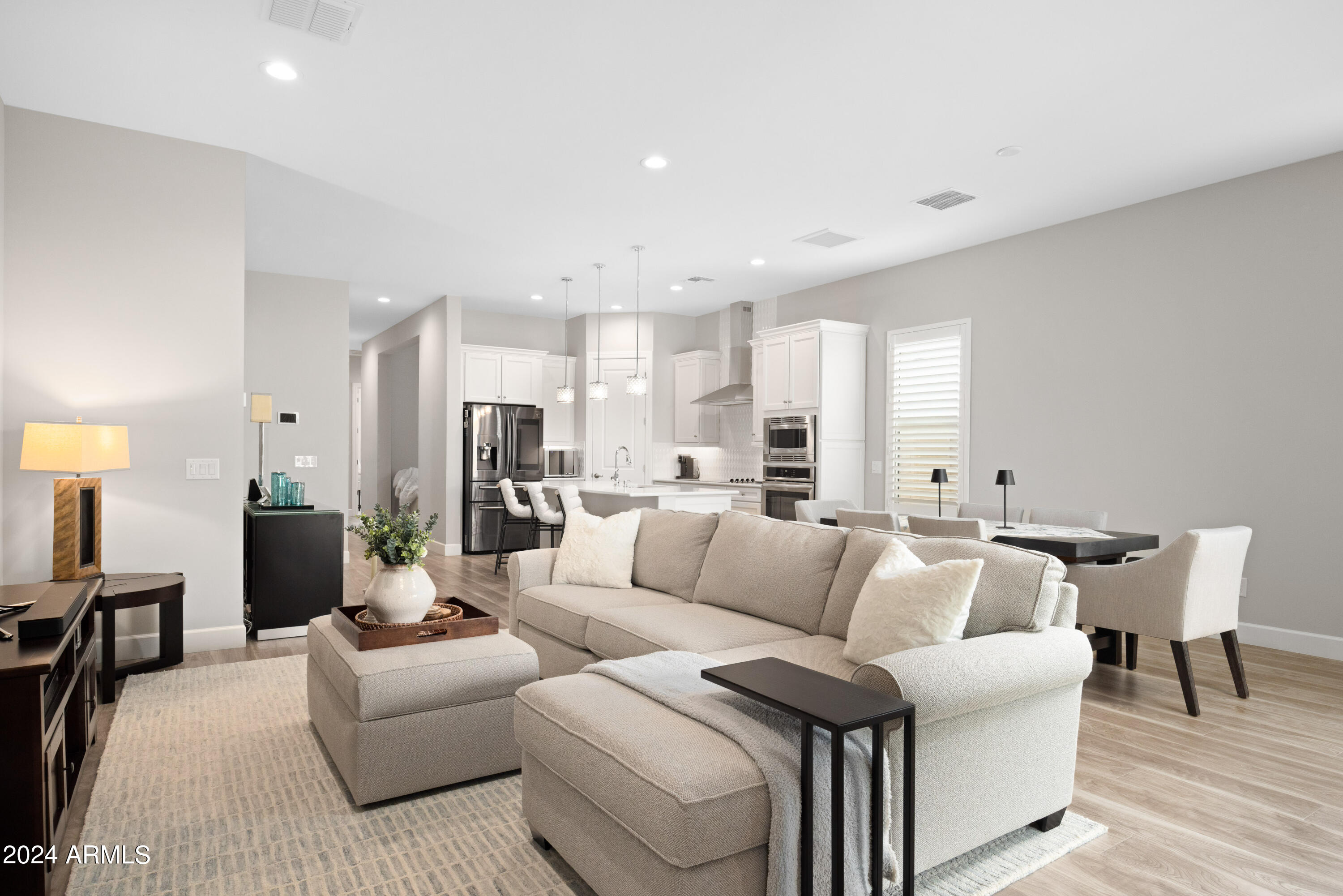 6622 E VILLA RITA Drive