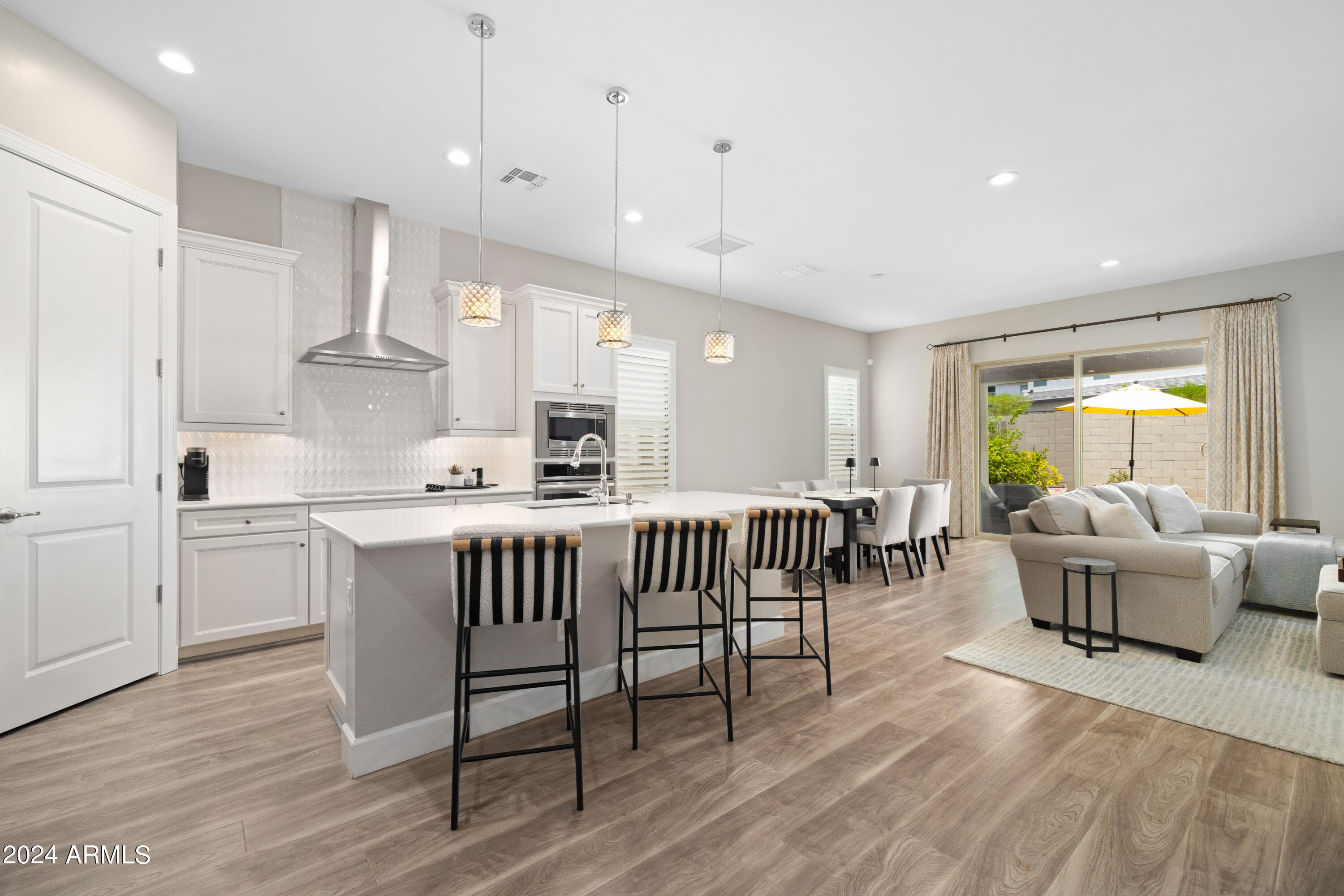 6622 E VILLA RITA Drive