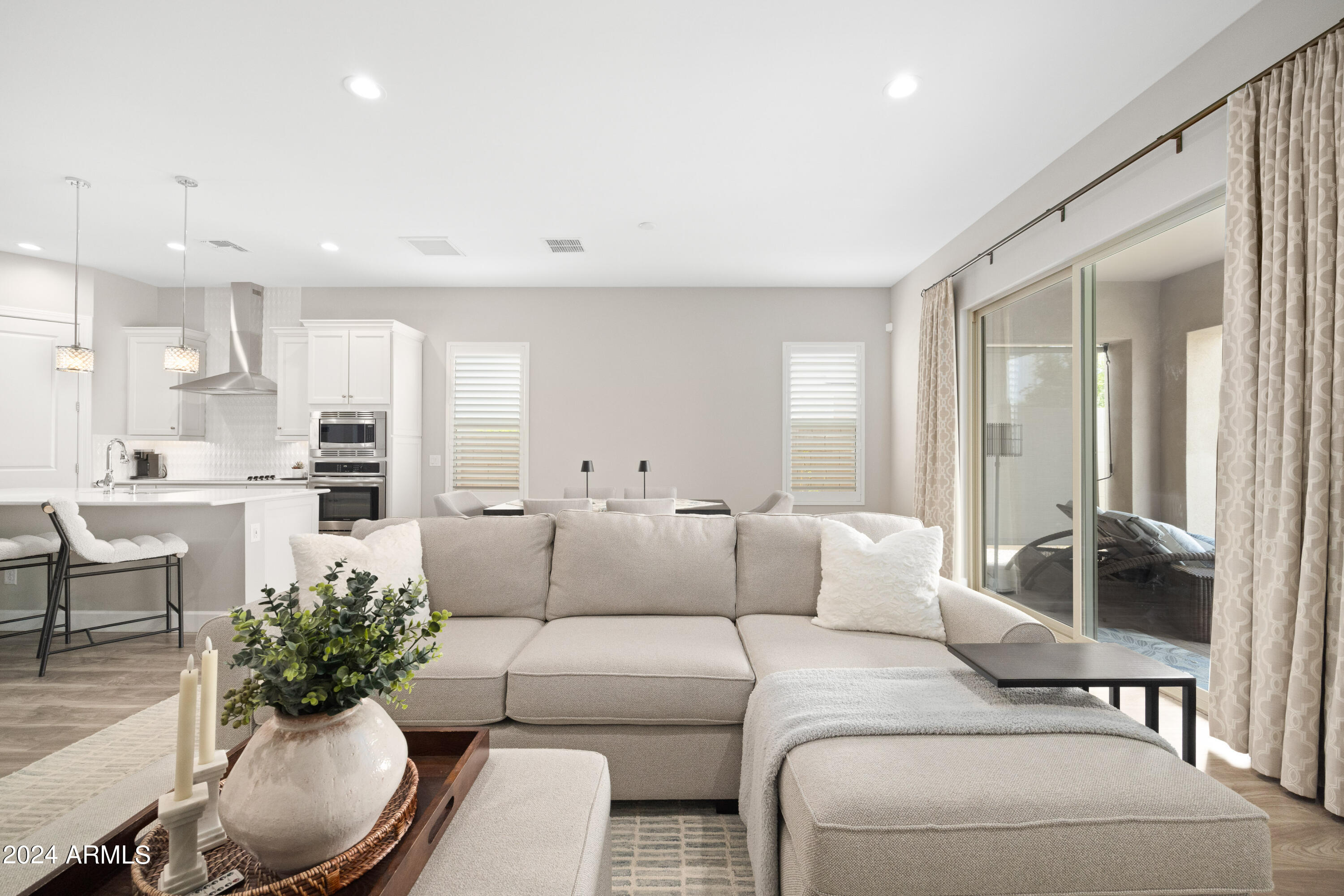 6622 E VILLA RITA Drive