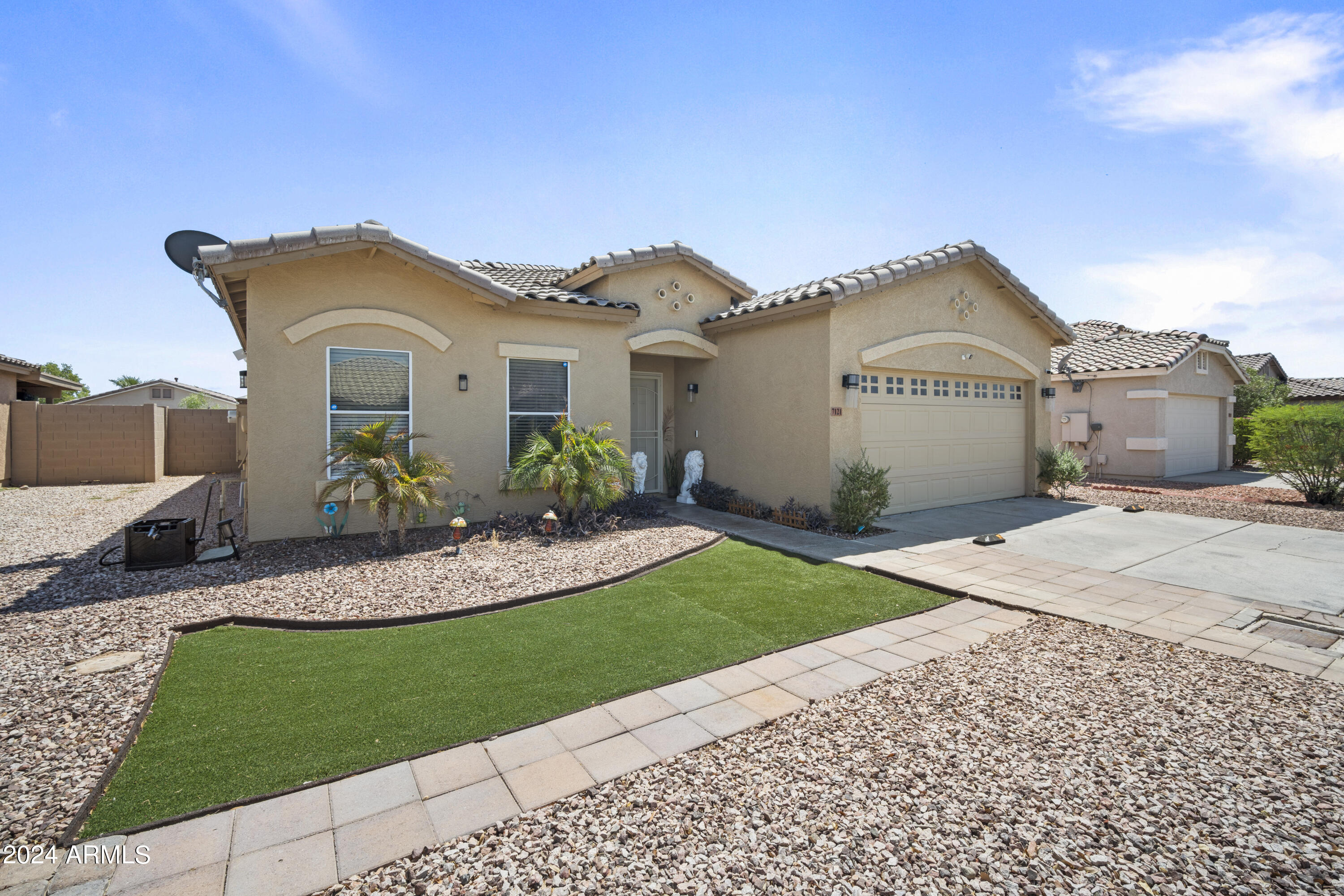 7121 W ZAK Road