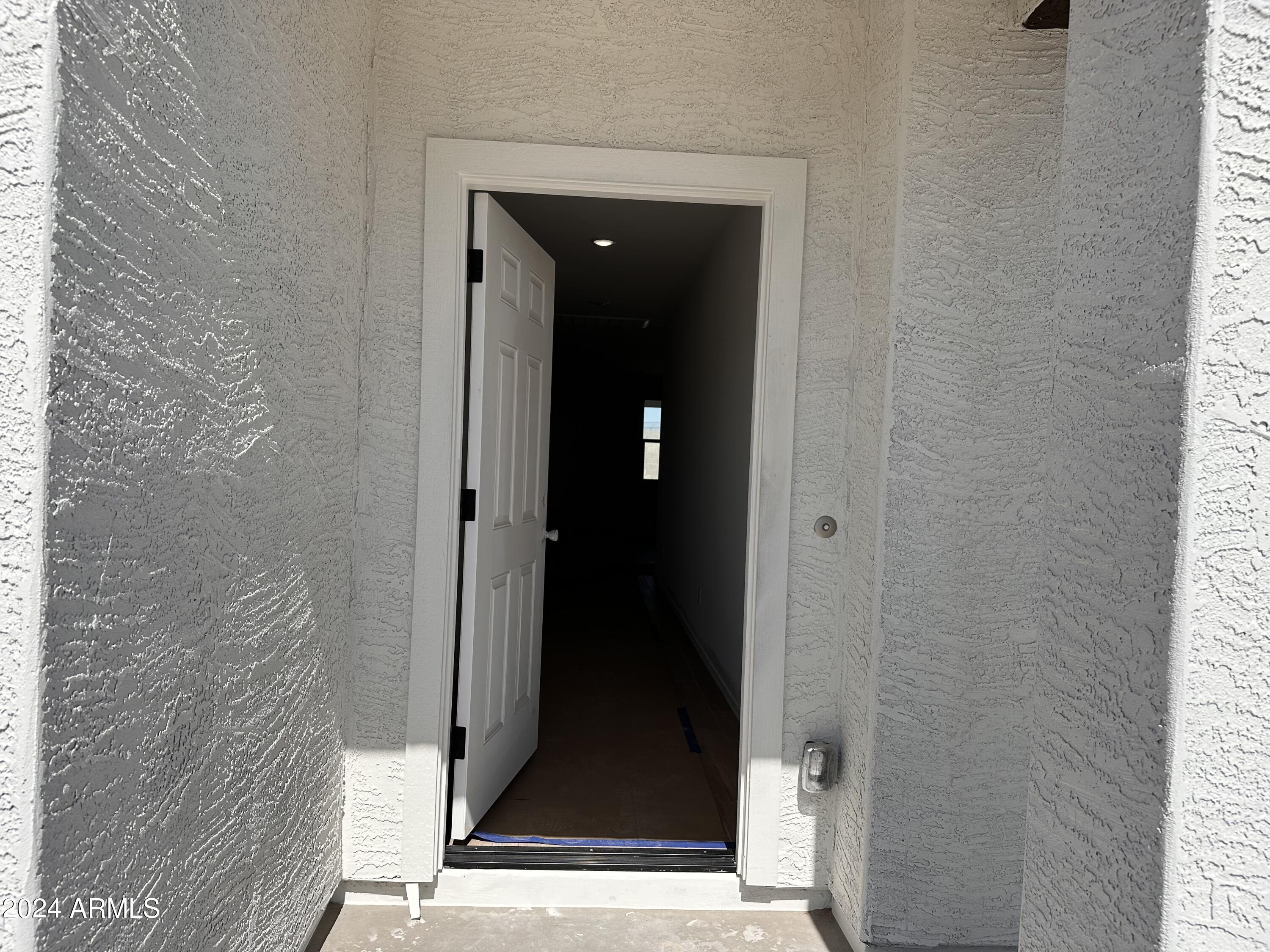 24140 W SUNLAND Avenue