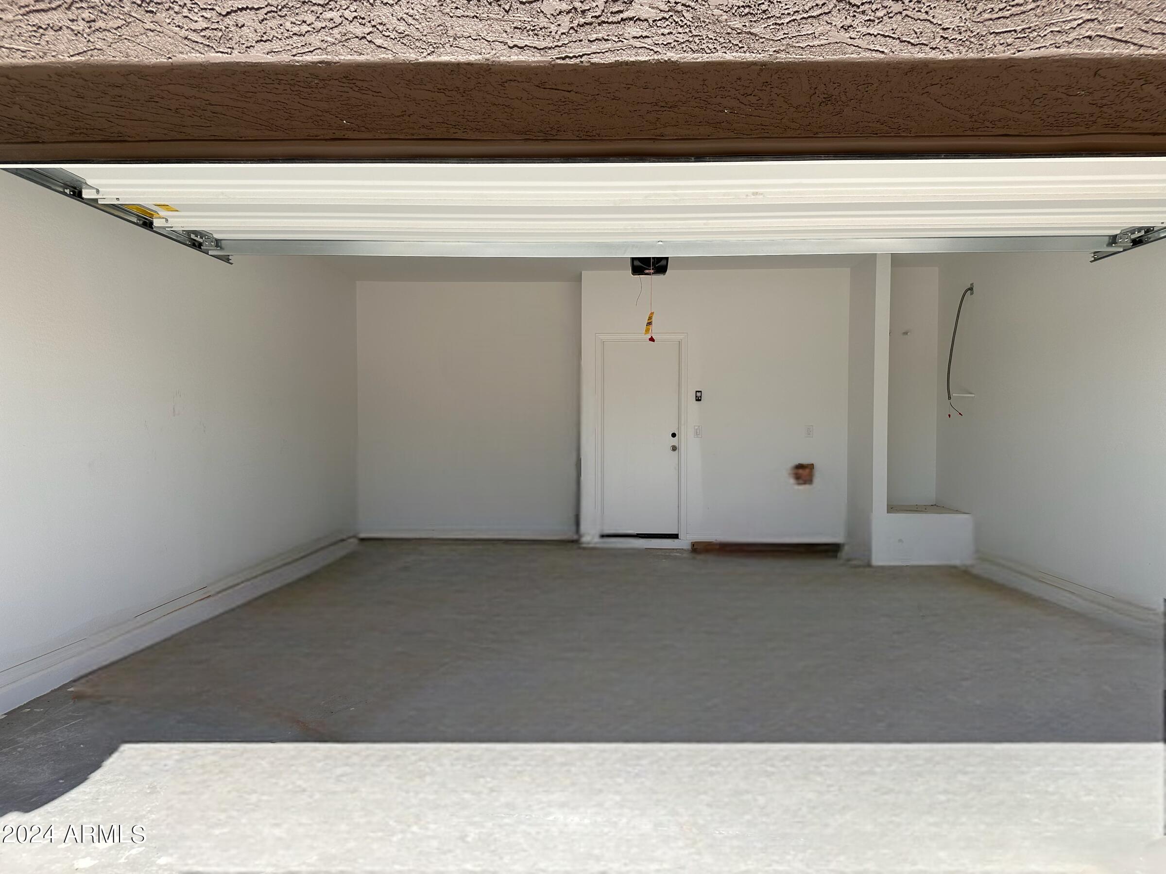 24140 W SUNLAND Avenue