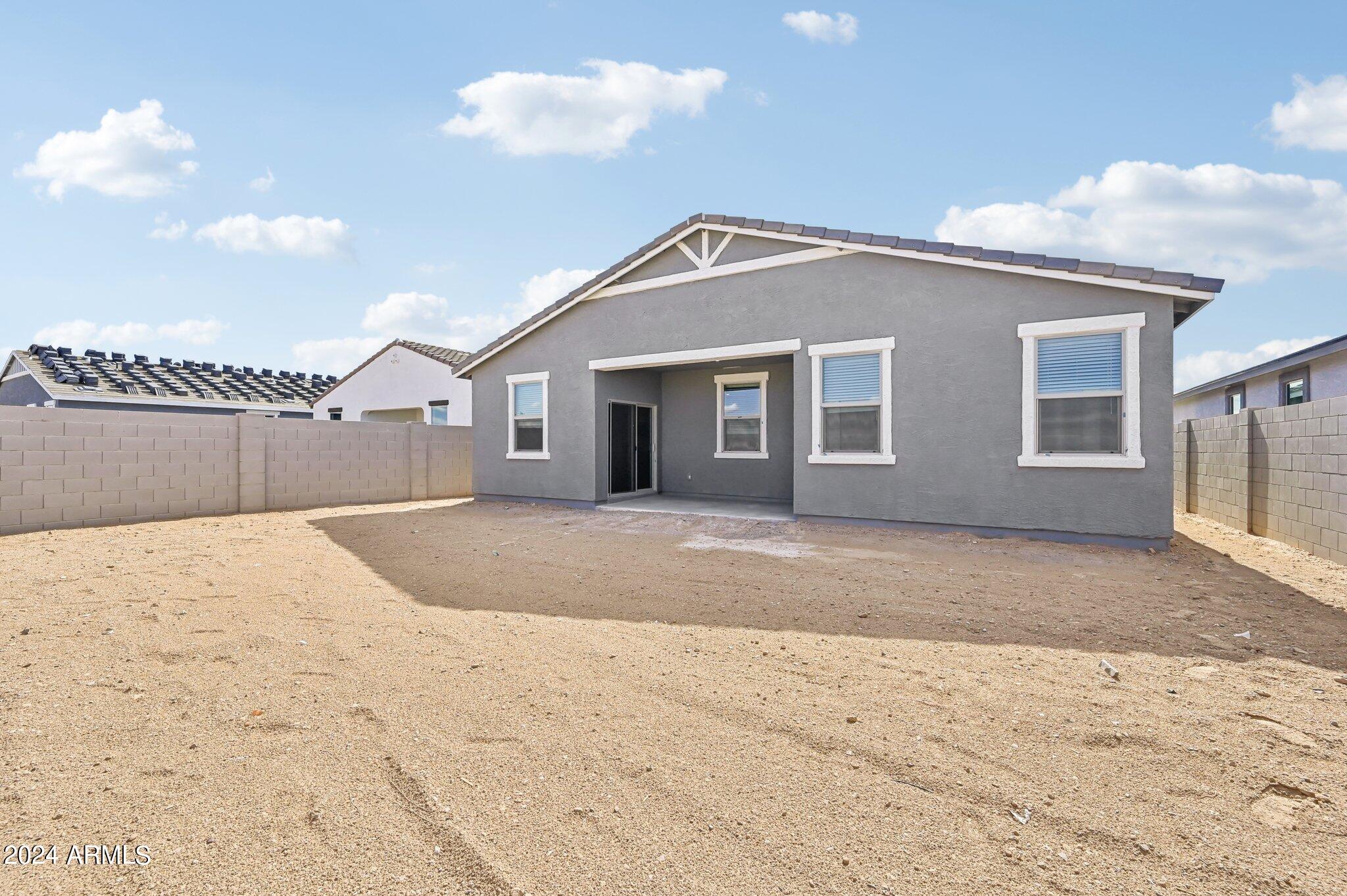 24148 W SUNLAND Avenue